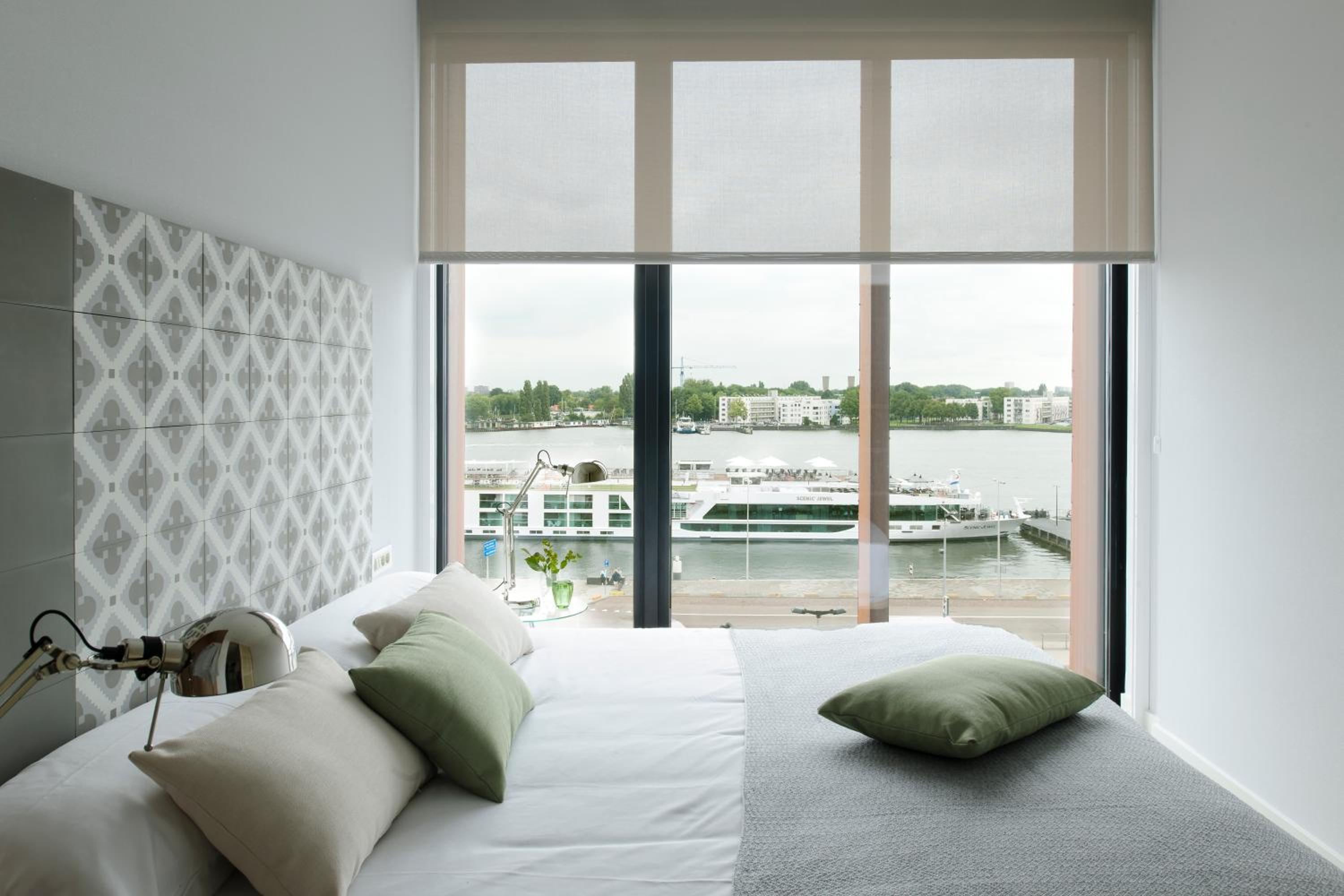 Two-Bedroom Apartment with River View photo 2