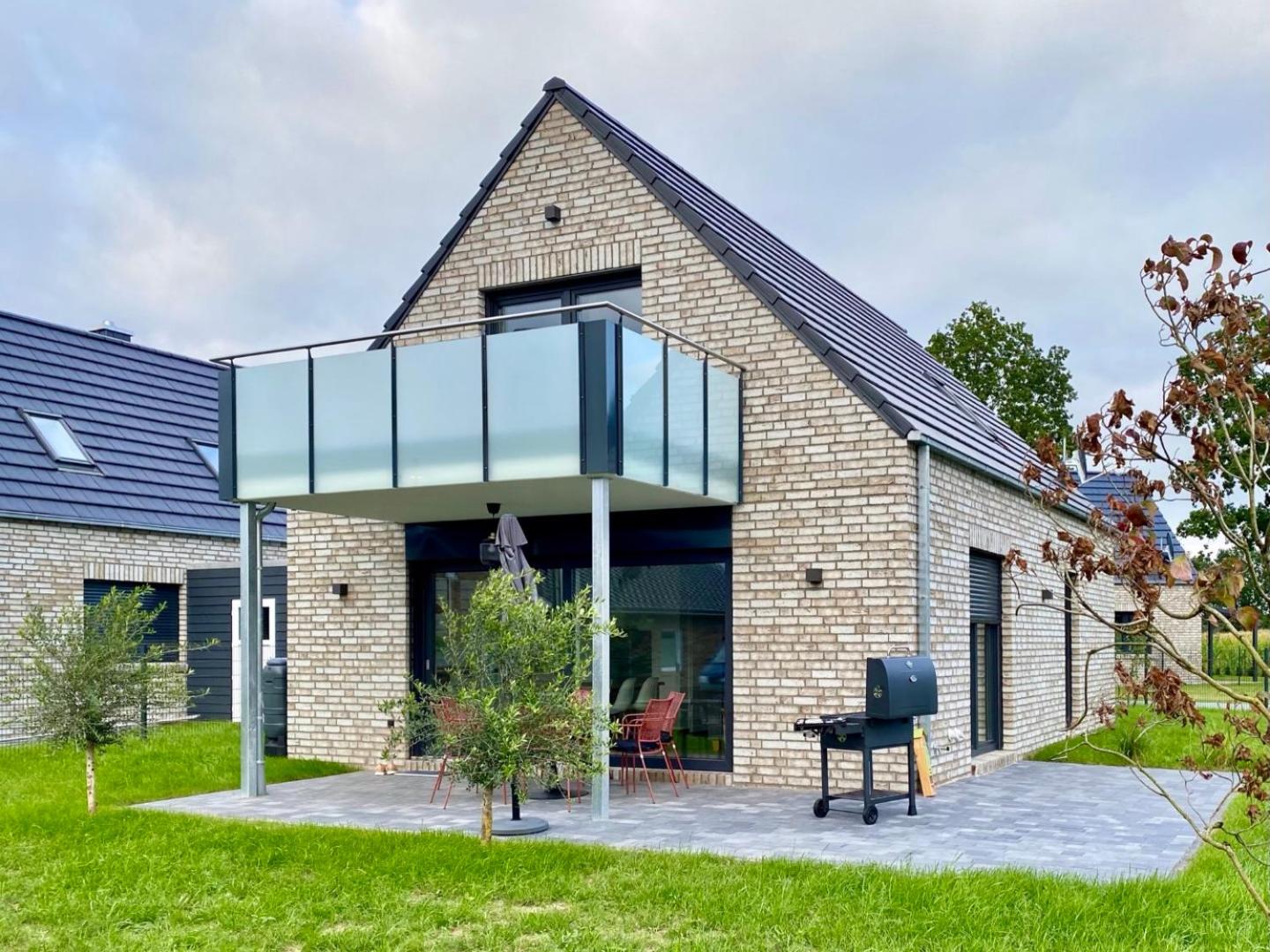 Three-Bedroom House photo 1