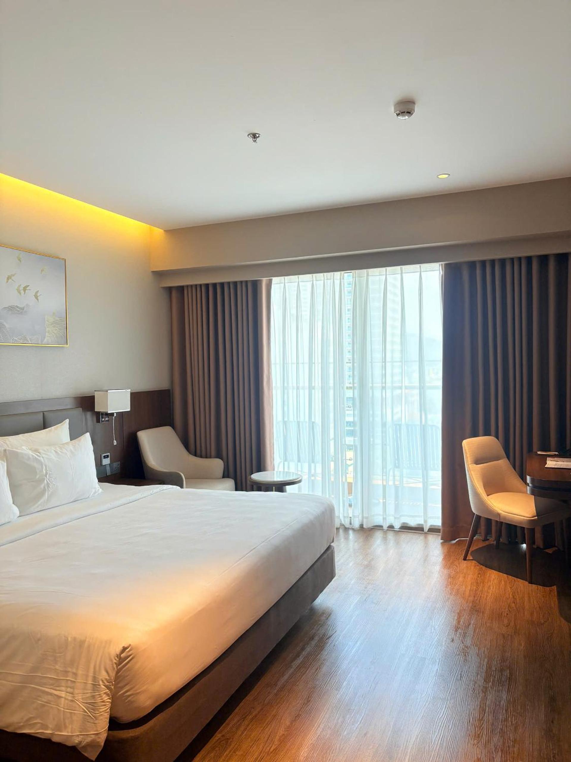 Deluxe Twin Room - Photo 2