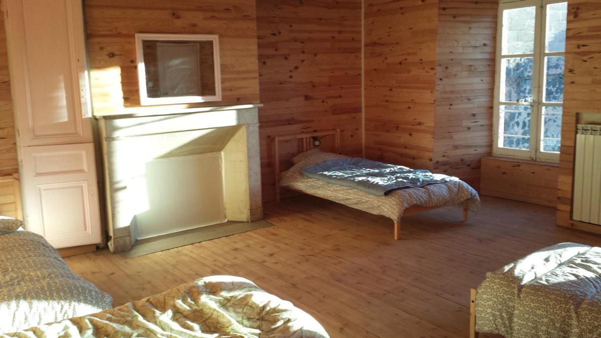 Family Room with Private Bathroom photo 1