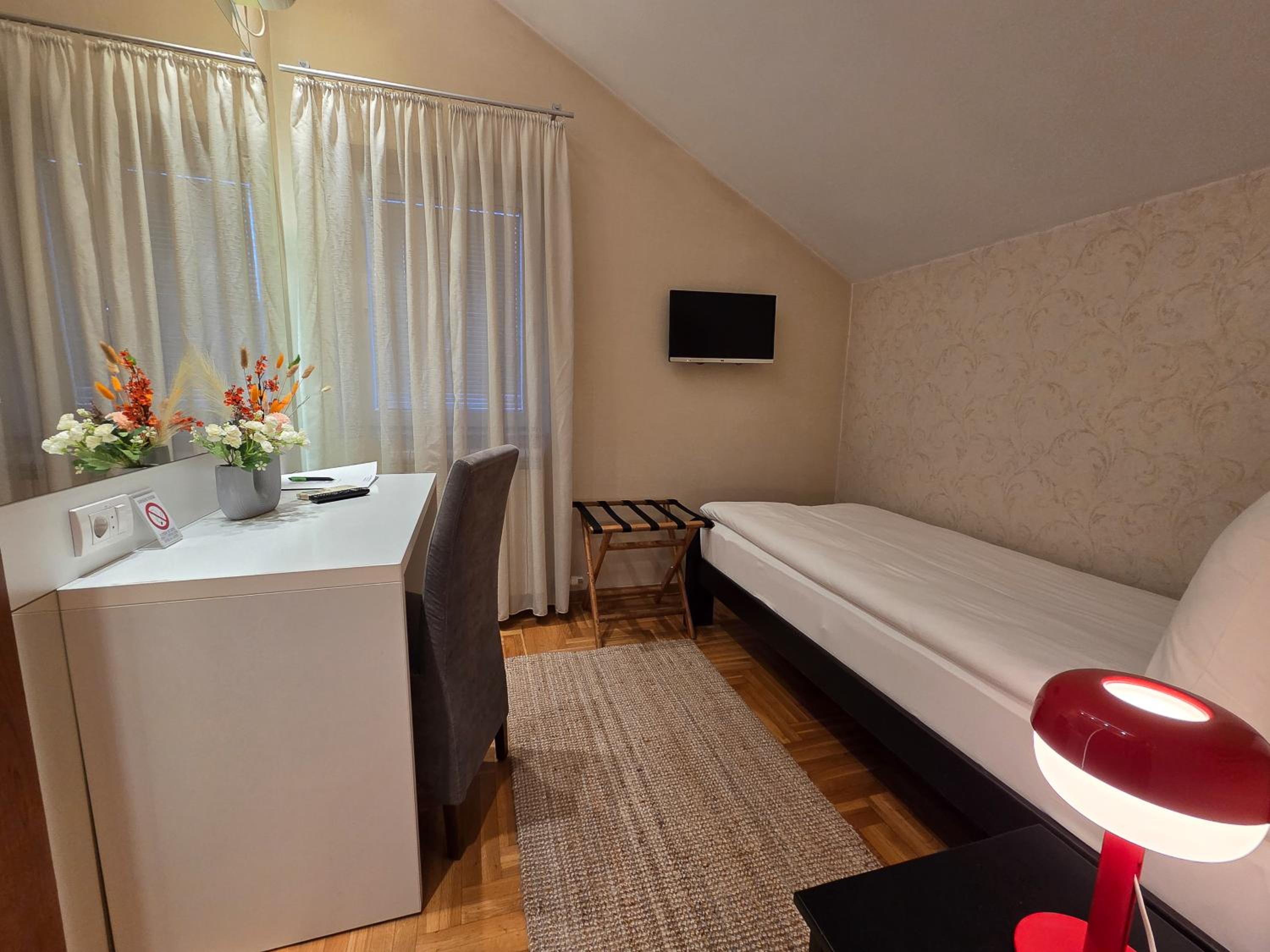Single Room with Garden View