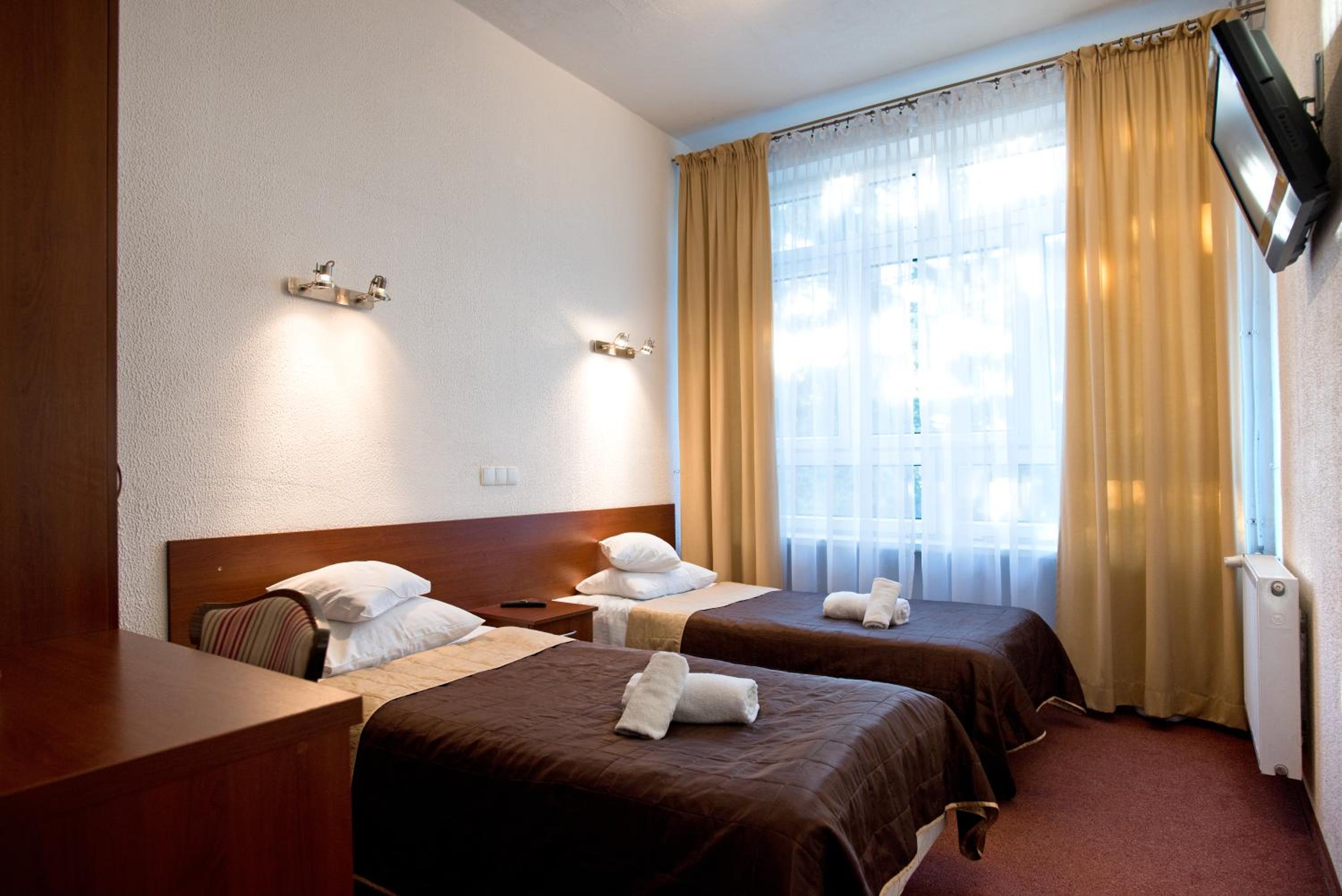 Standard Double or Twin Room photo 1