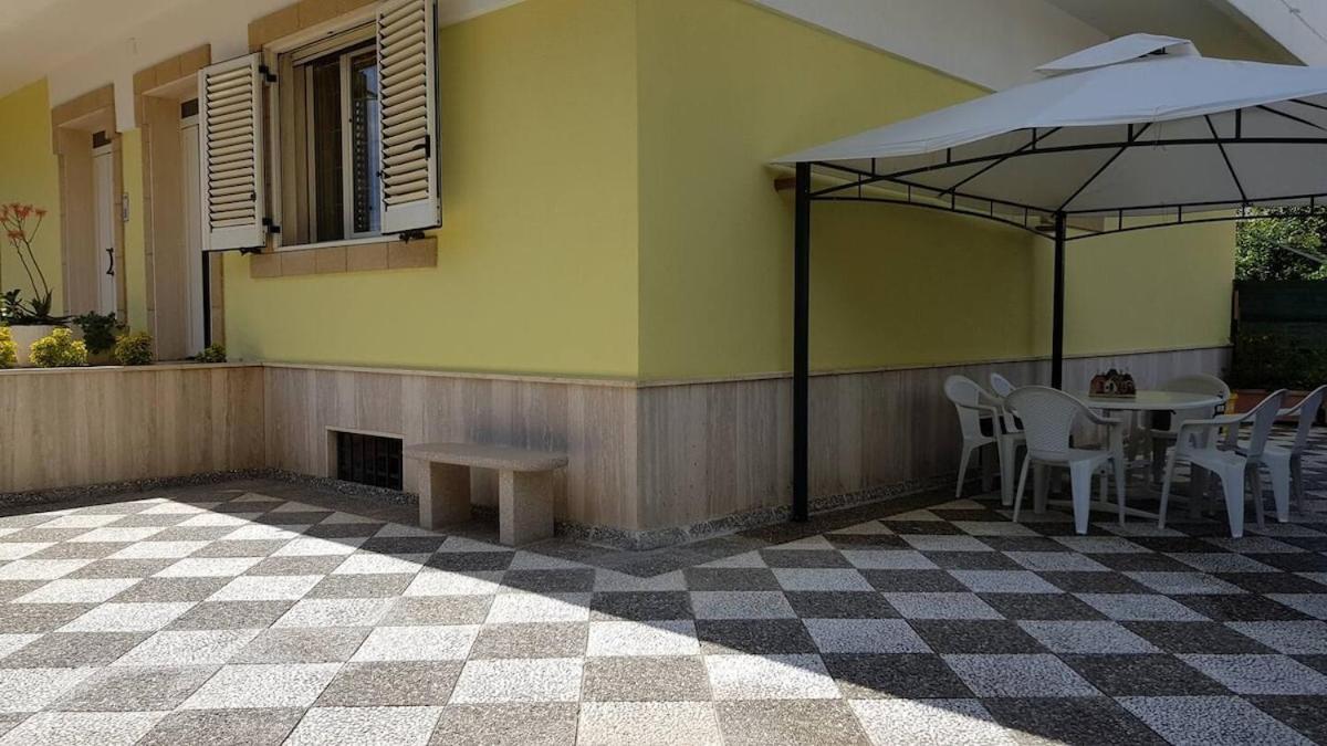 Two-Bedroom Apartment with Garden View photo 3