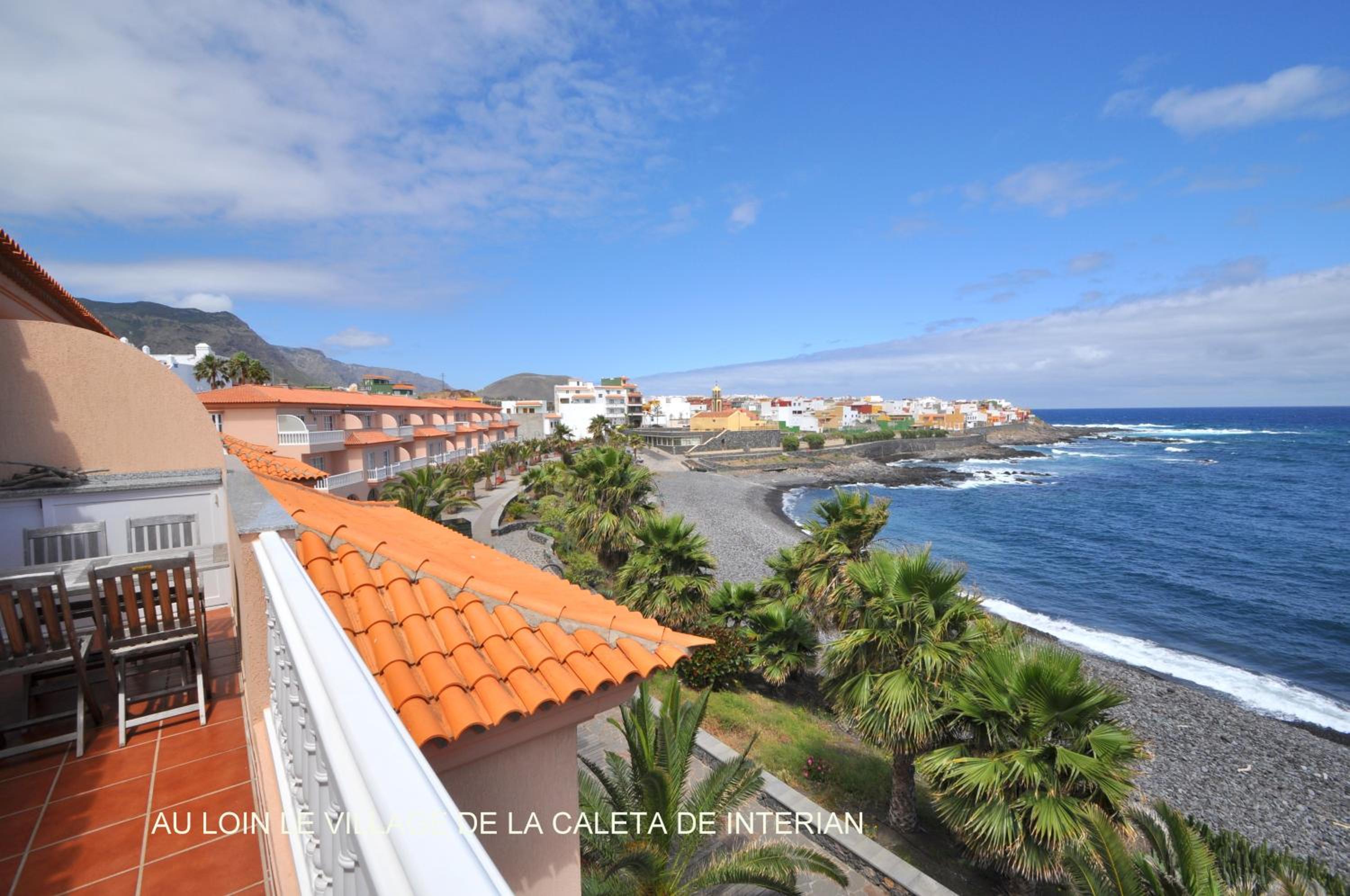 Apartment with Sea View photo 3