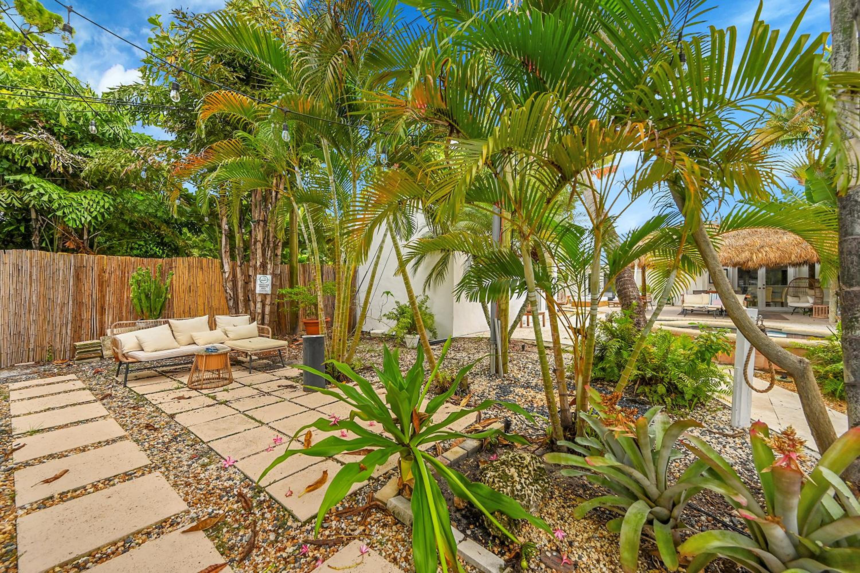Three-Bedroom Villa photo 1
