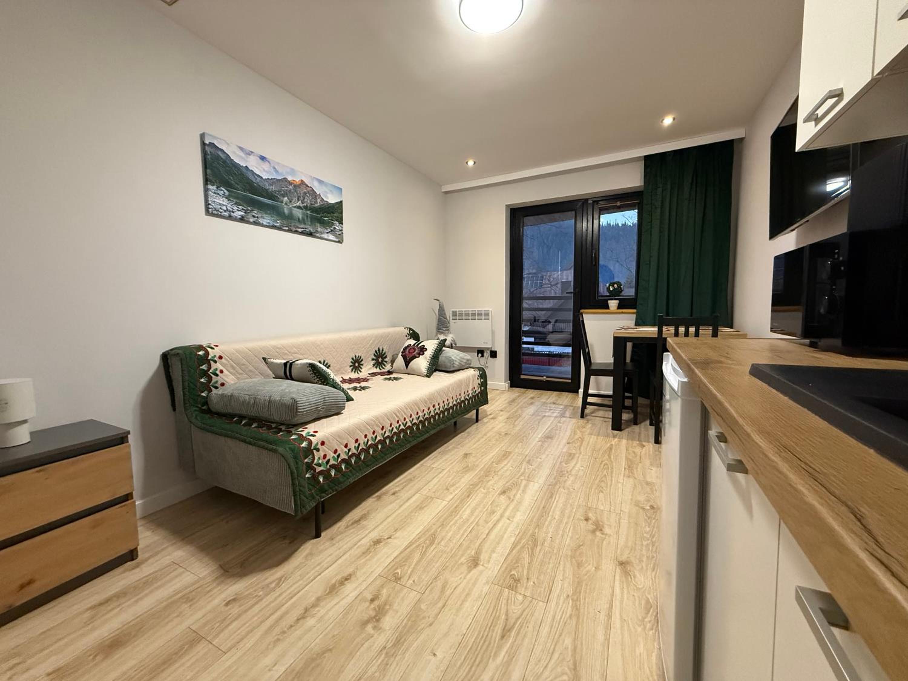 Apartment with Balcony