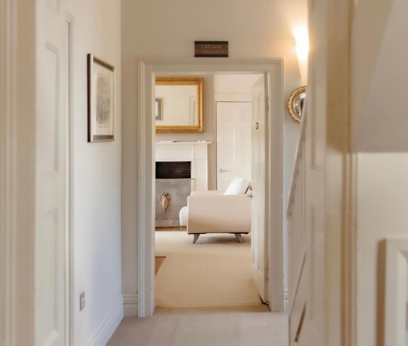 Queen Room - Disability Access