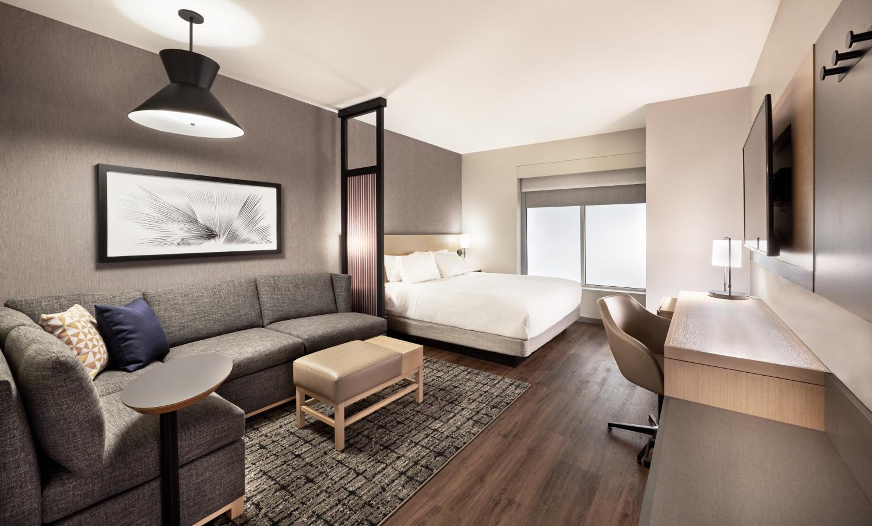 King Room with Mountain View and Sofa Bed