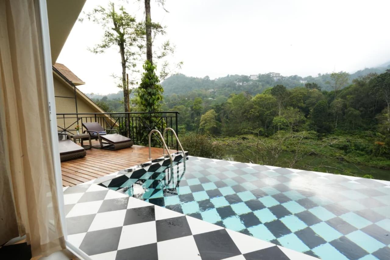 Suite with Private Pool photo 3