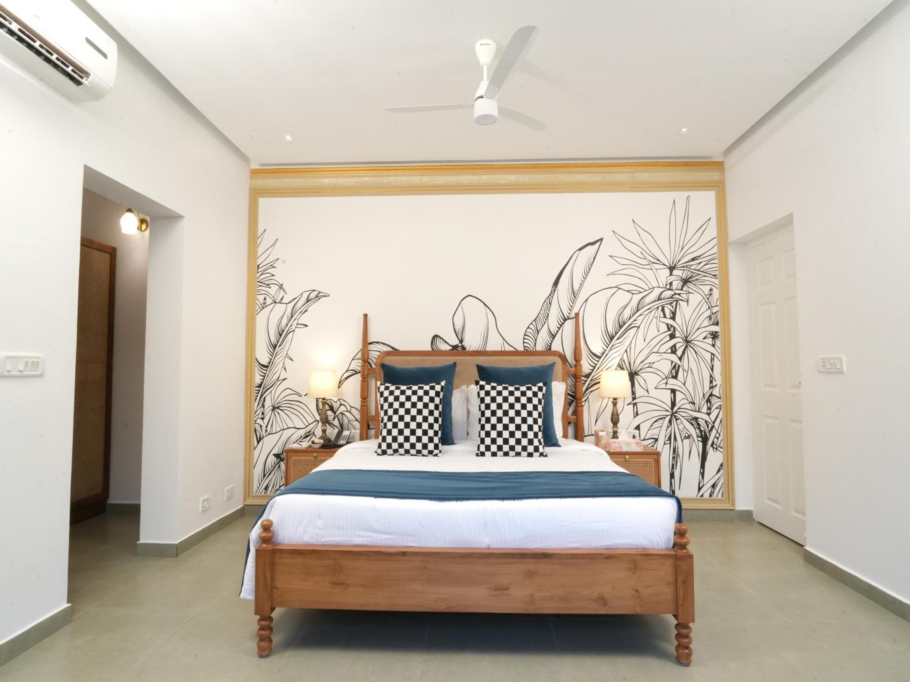 Suite with Private Pool