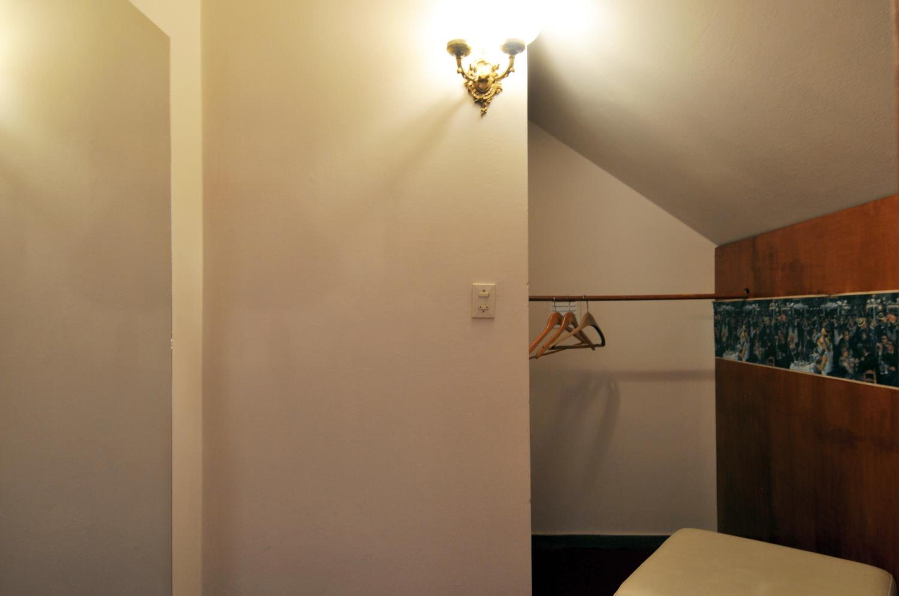Basic Double Room photo 3