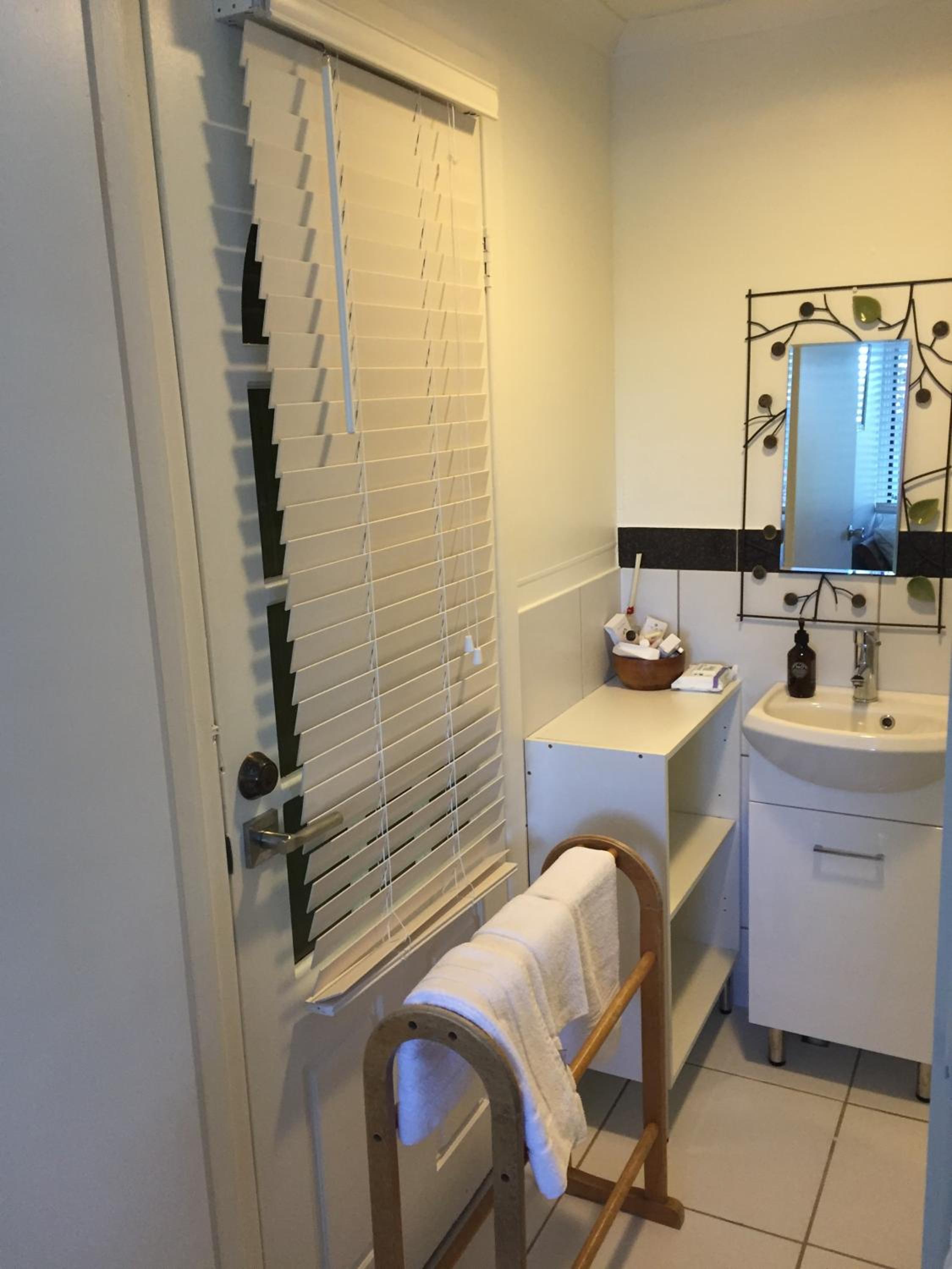 King Suite with Pool View photo 2