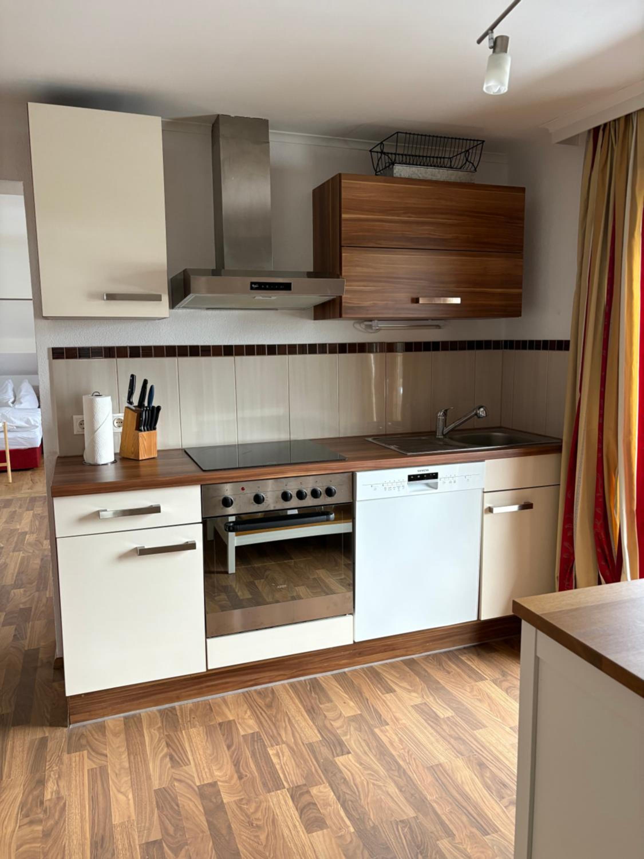 One-Bedroom Apartment with Balcony