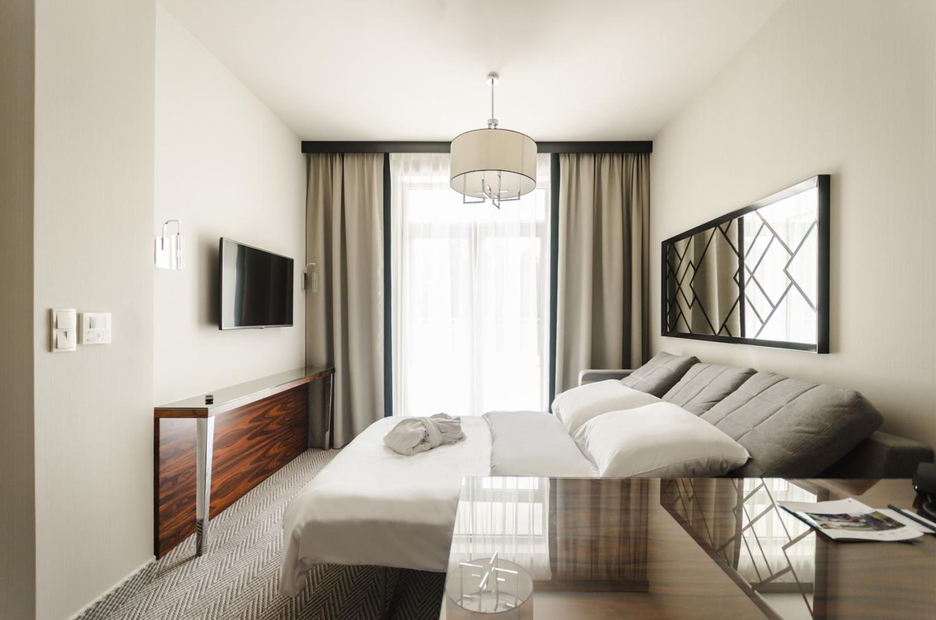 Deluxe Twin Room - Photo 3