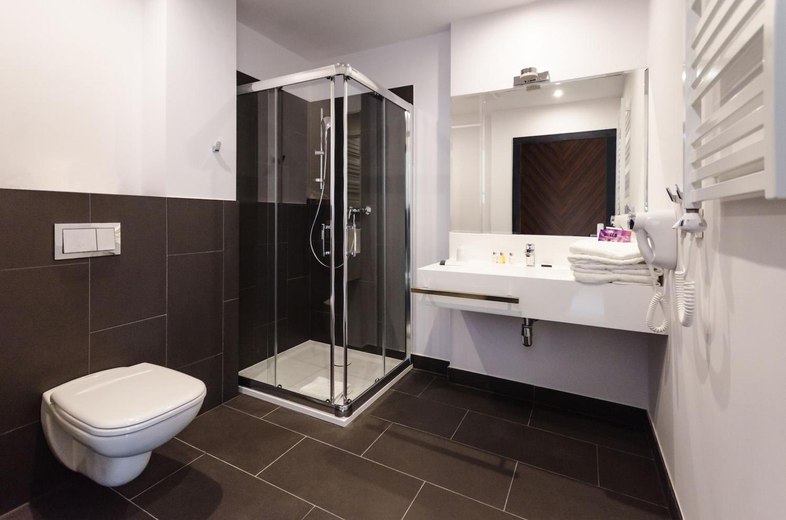 Deluxe Twin Room - Photo 6