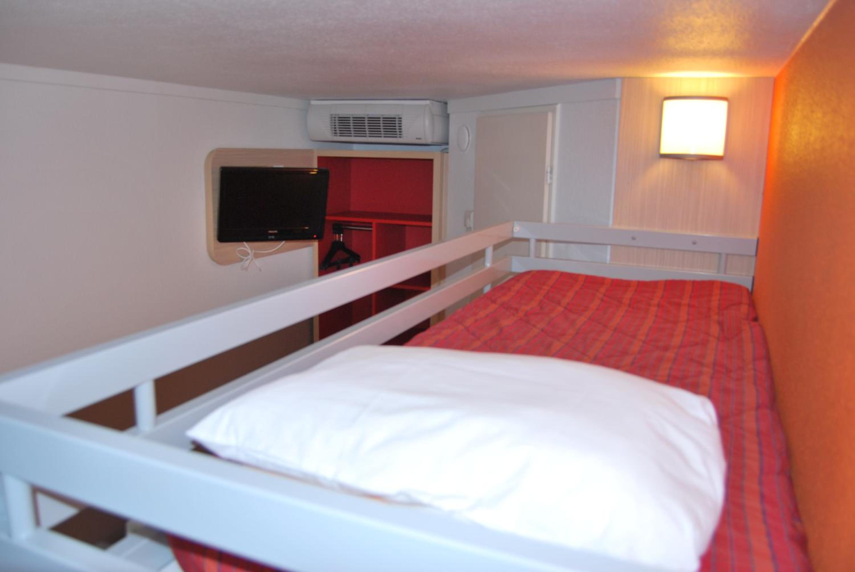 Triple Room - Photo 2