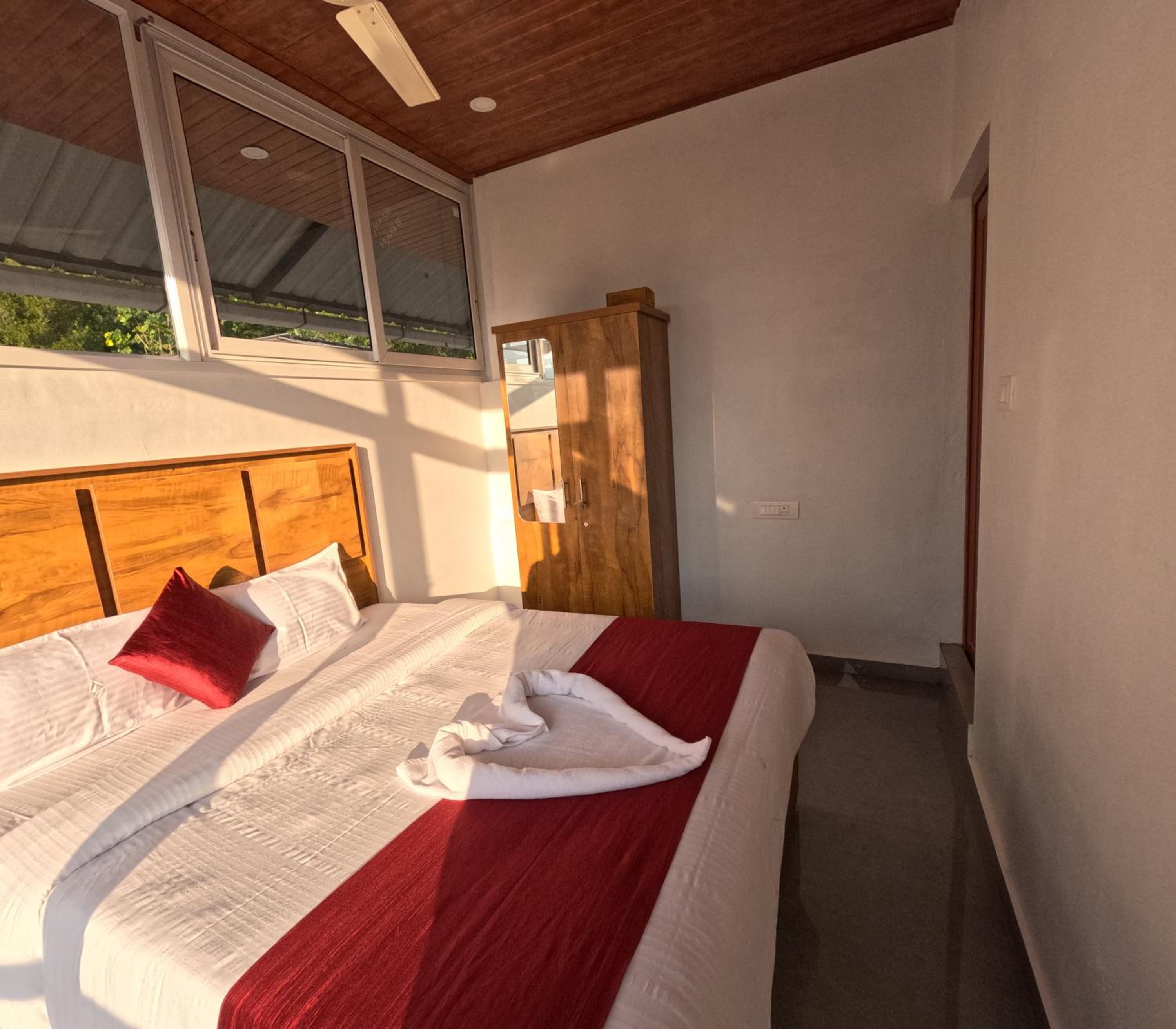 Small Double Room photo 2