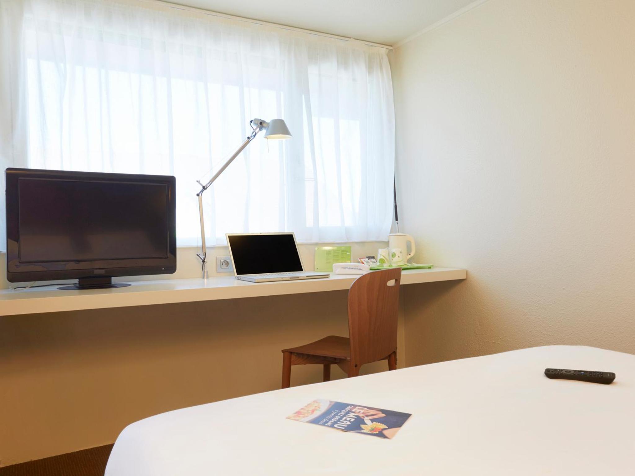 Standard Double Room - Photo 5