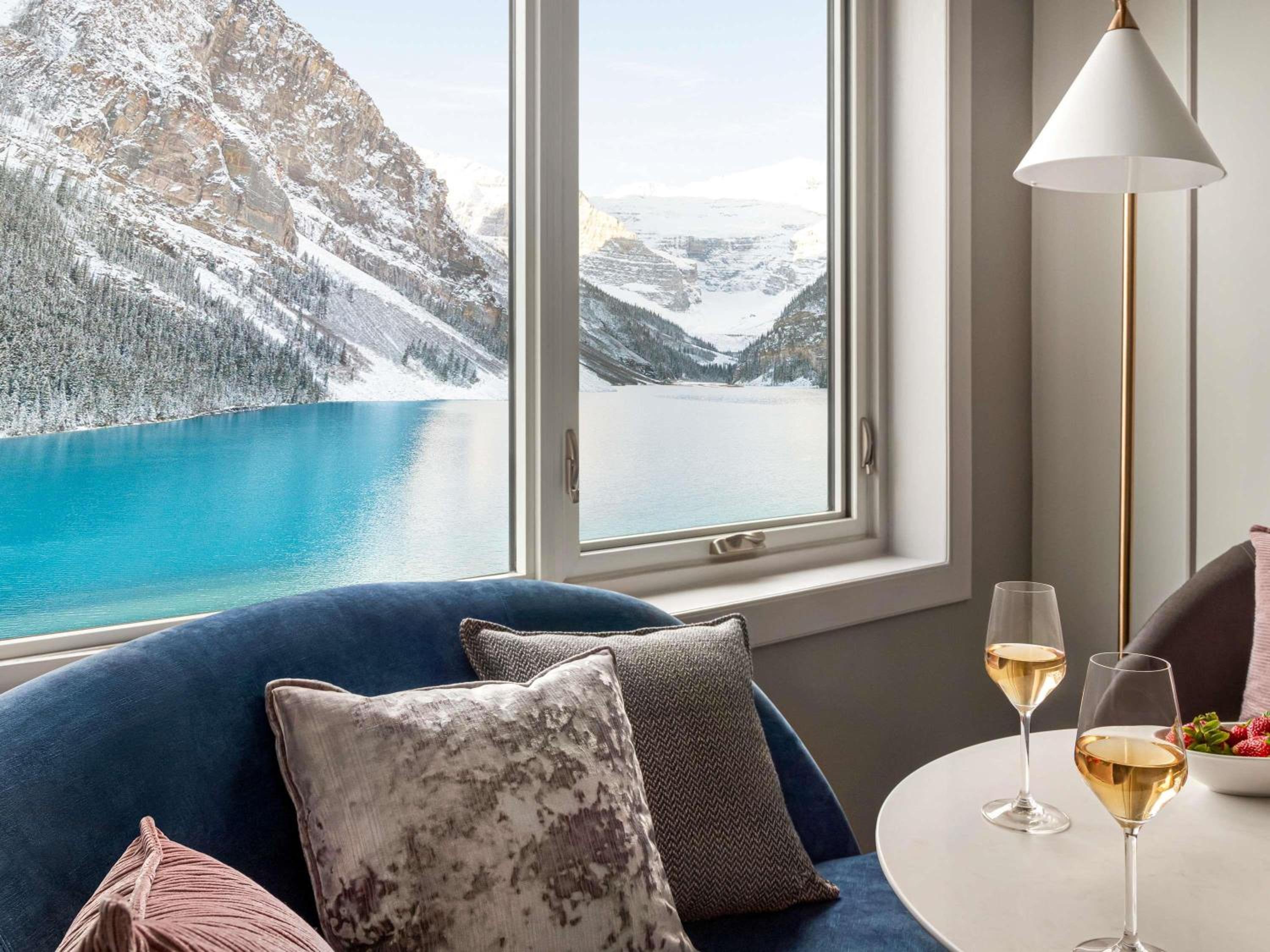 Deluxe Queen Room with Two Queen Beds and Lake View - Mobility Access