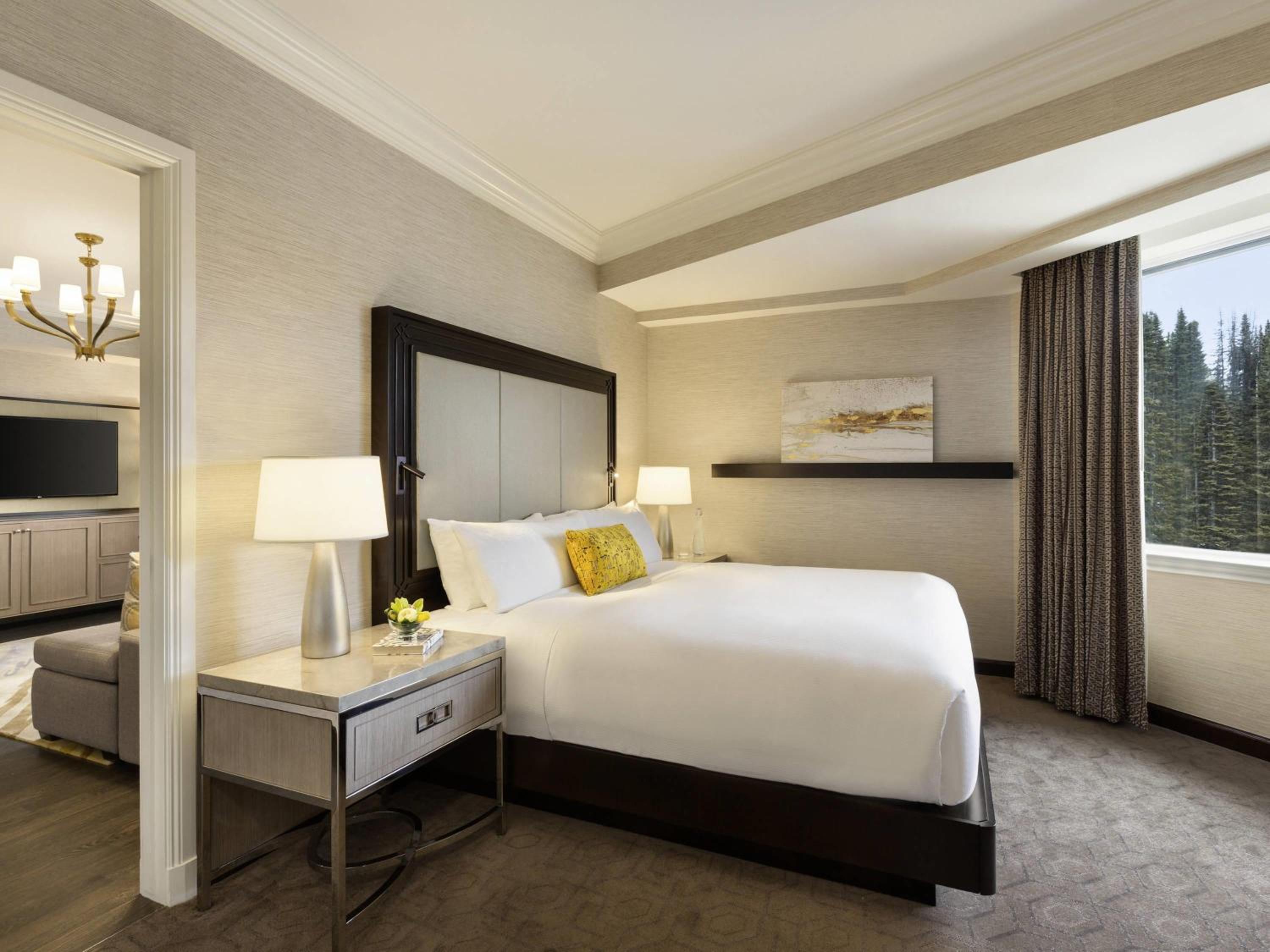 Fairmont Gold one Bedroom Suite