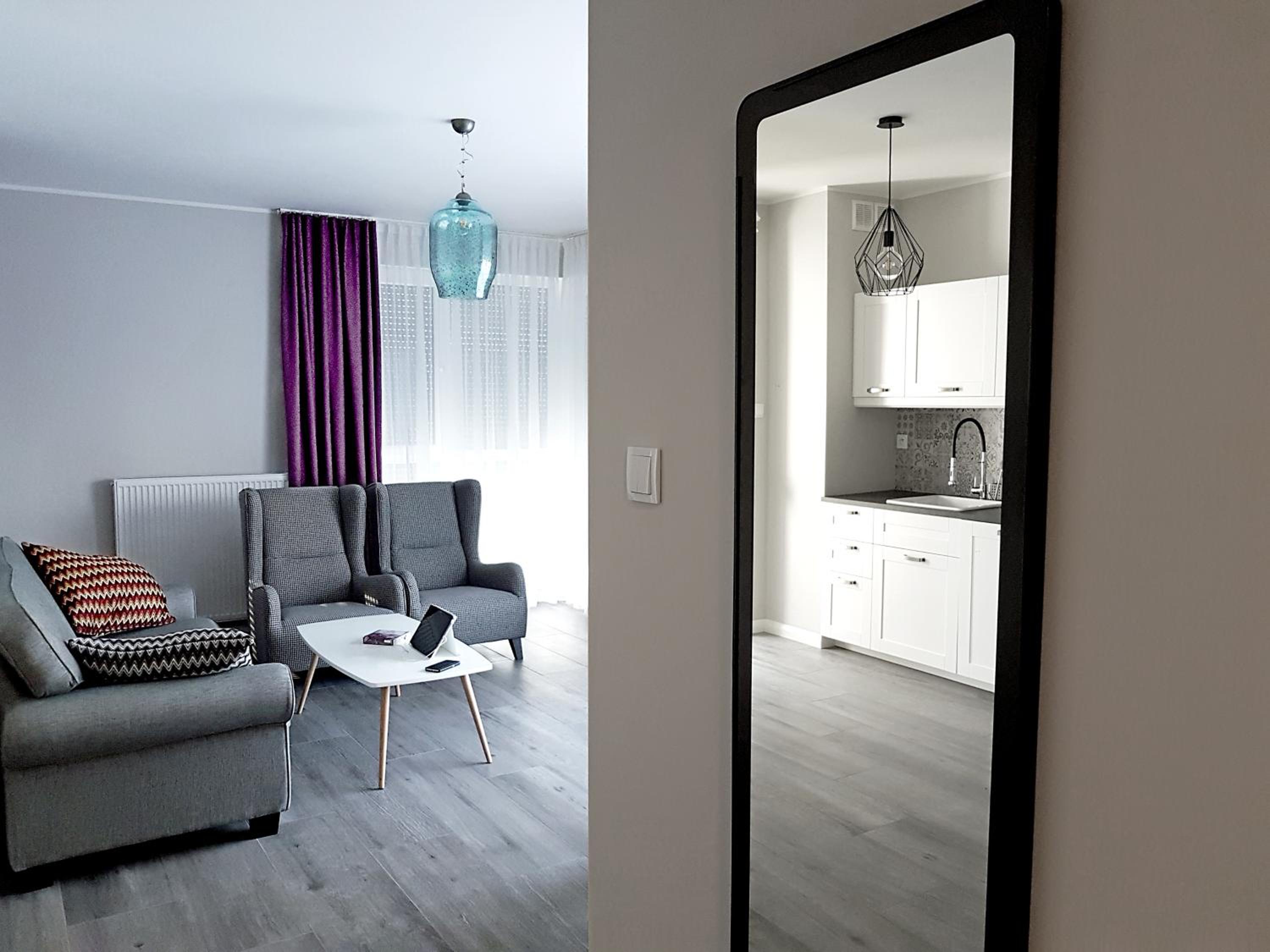 Two-Bedroom Apartment - Photo 3