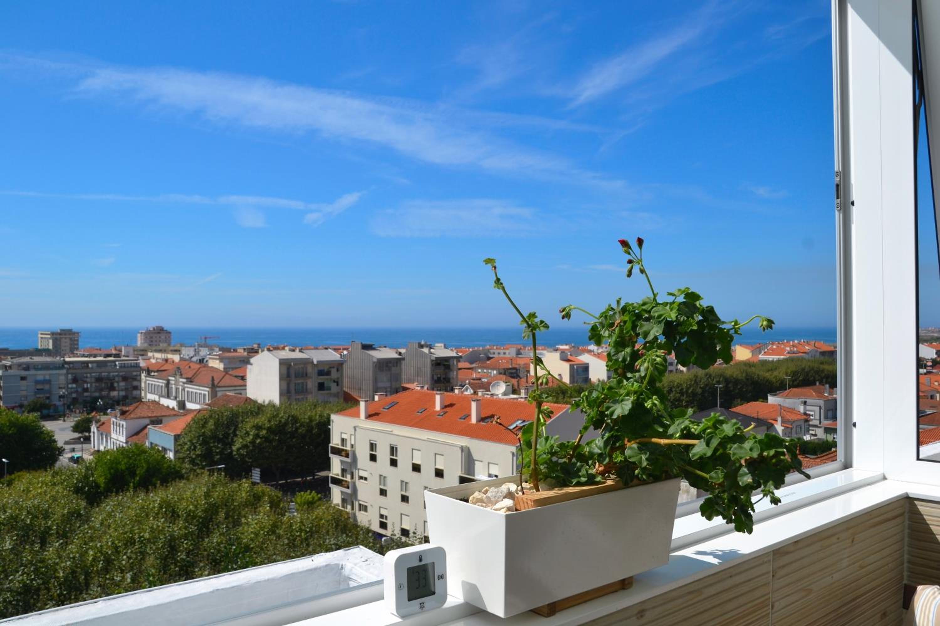 One-Bedroom Apartment with Sea View and Terrace - Photo 28