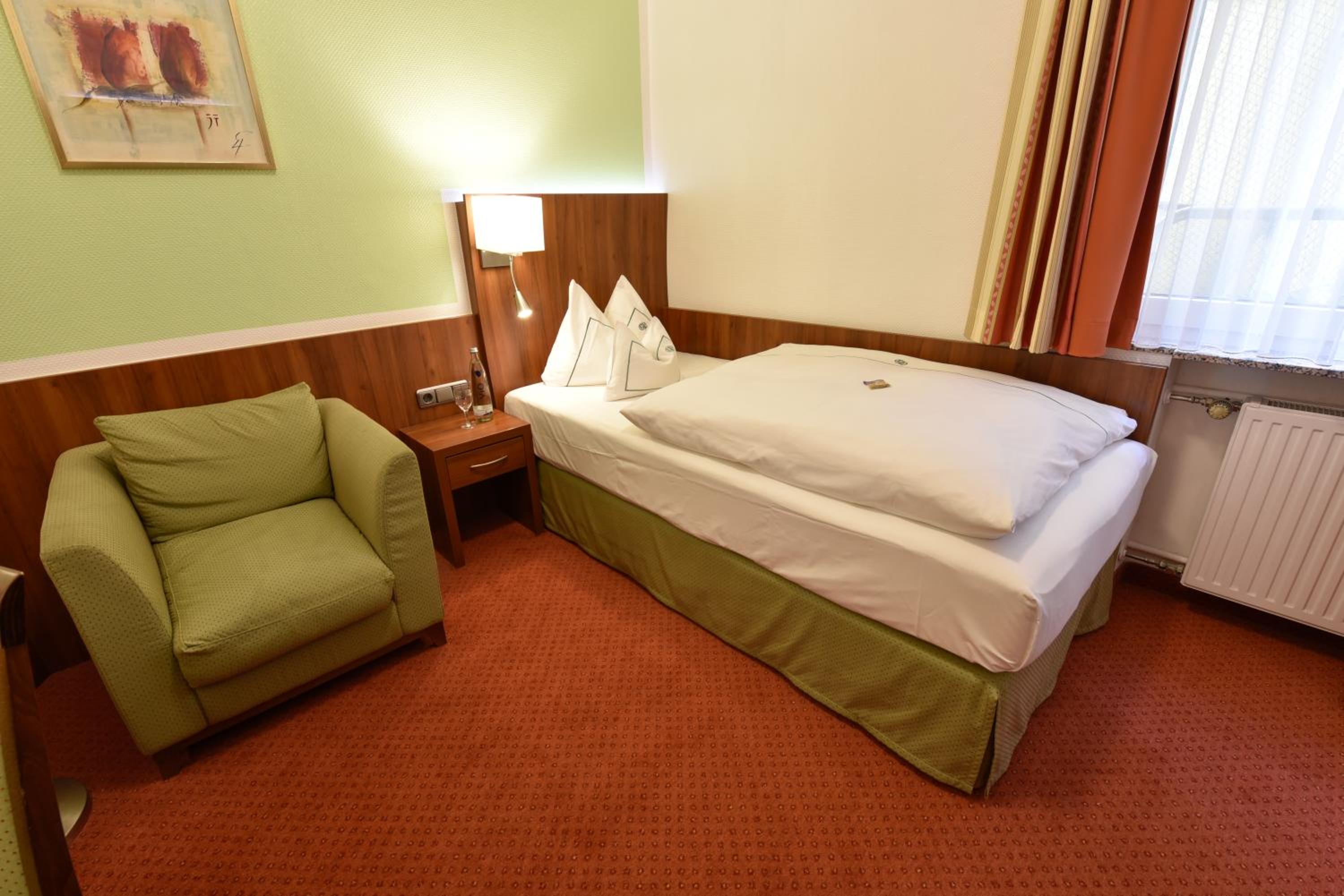 Single Room photo 2