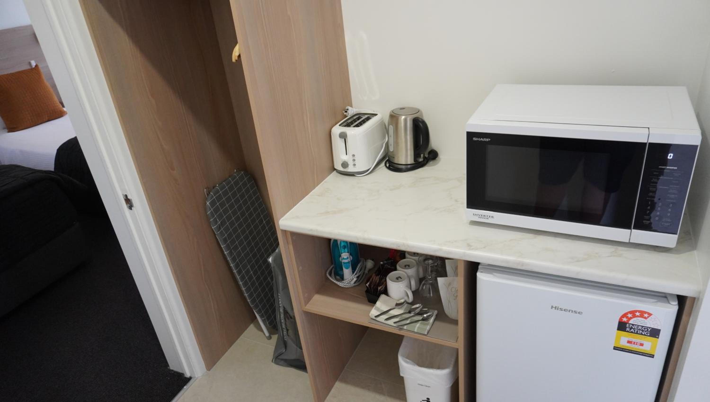 Deluxe Family Suite photo 2