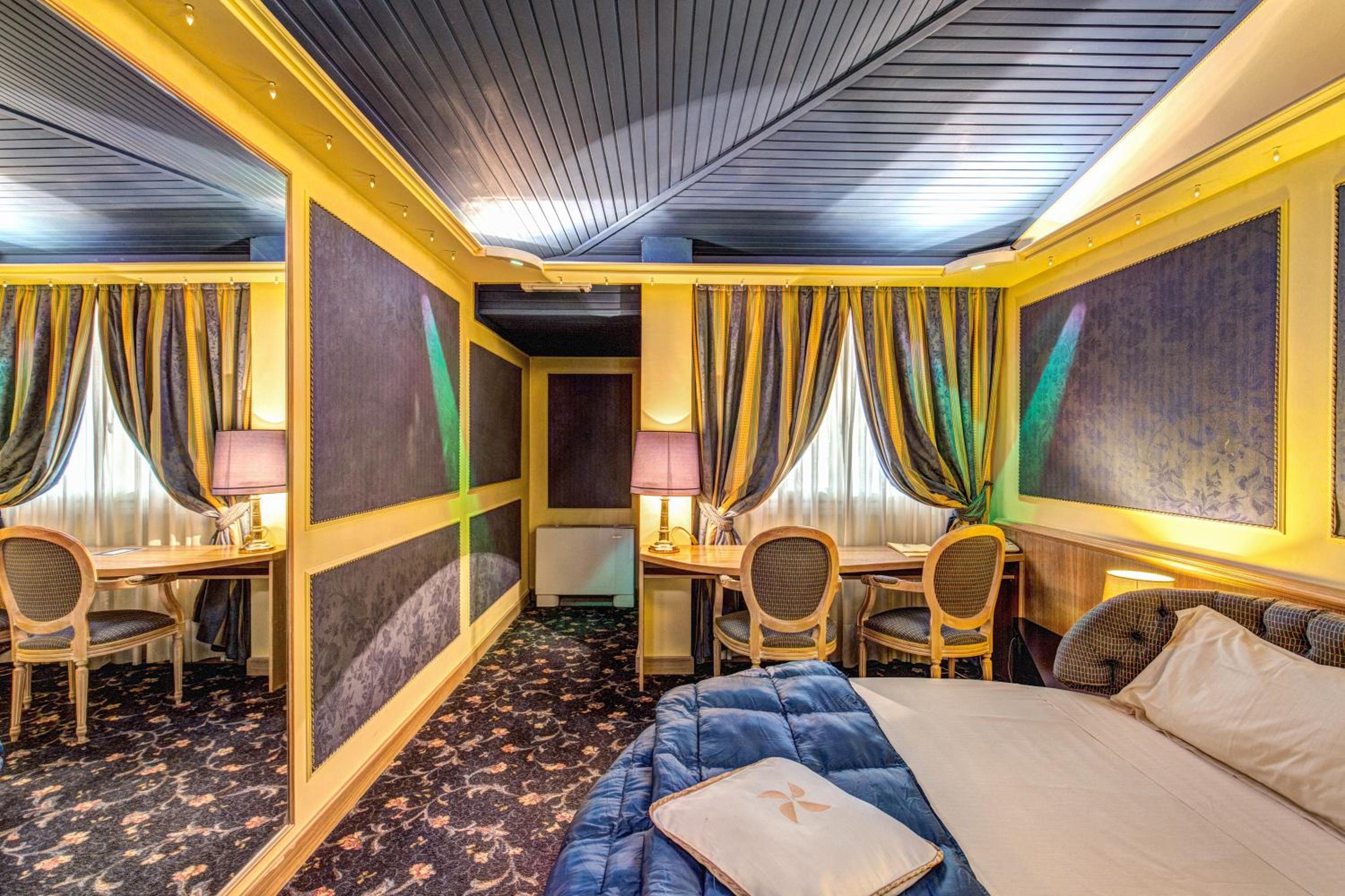 Superior Double Room - Photo 2