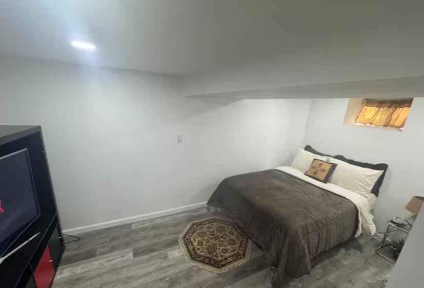 Complete Studio in Basement