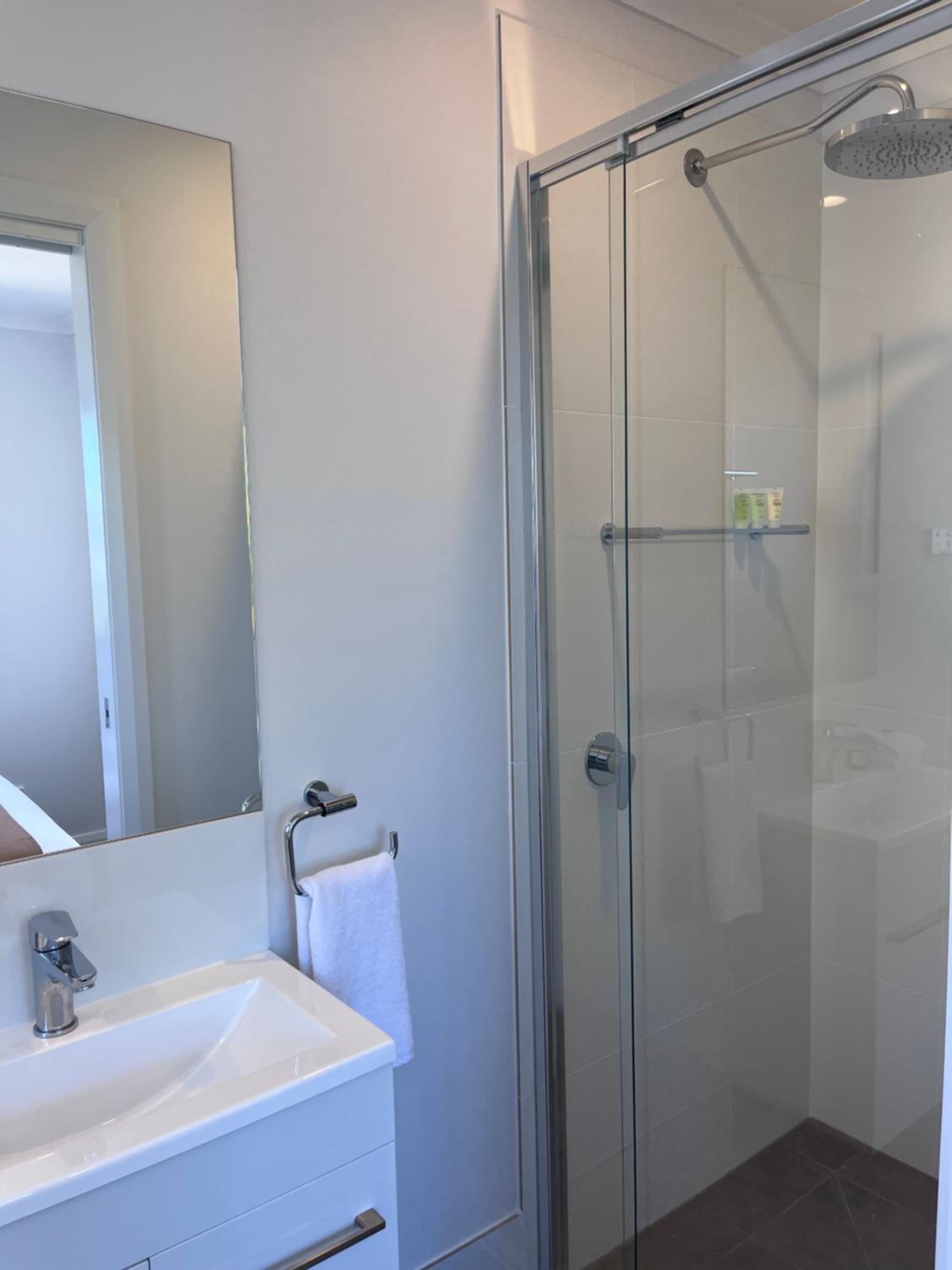 Deluxe Double Room with Shower photo 1