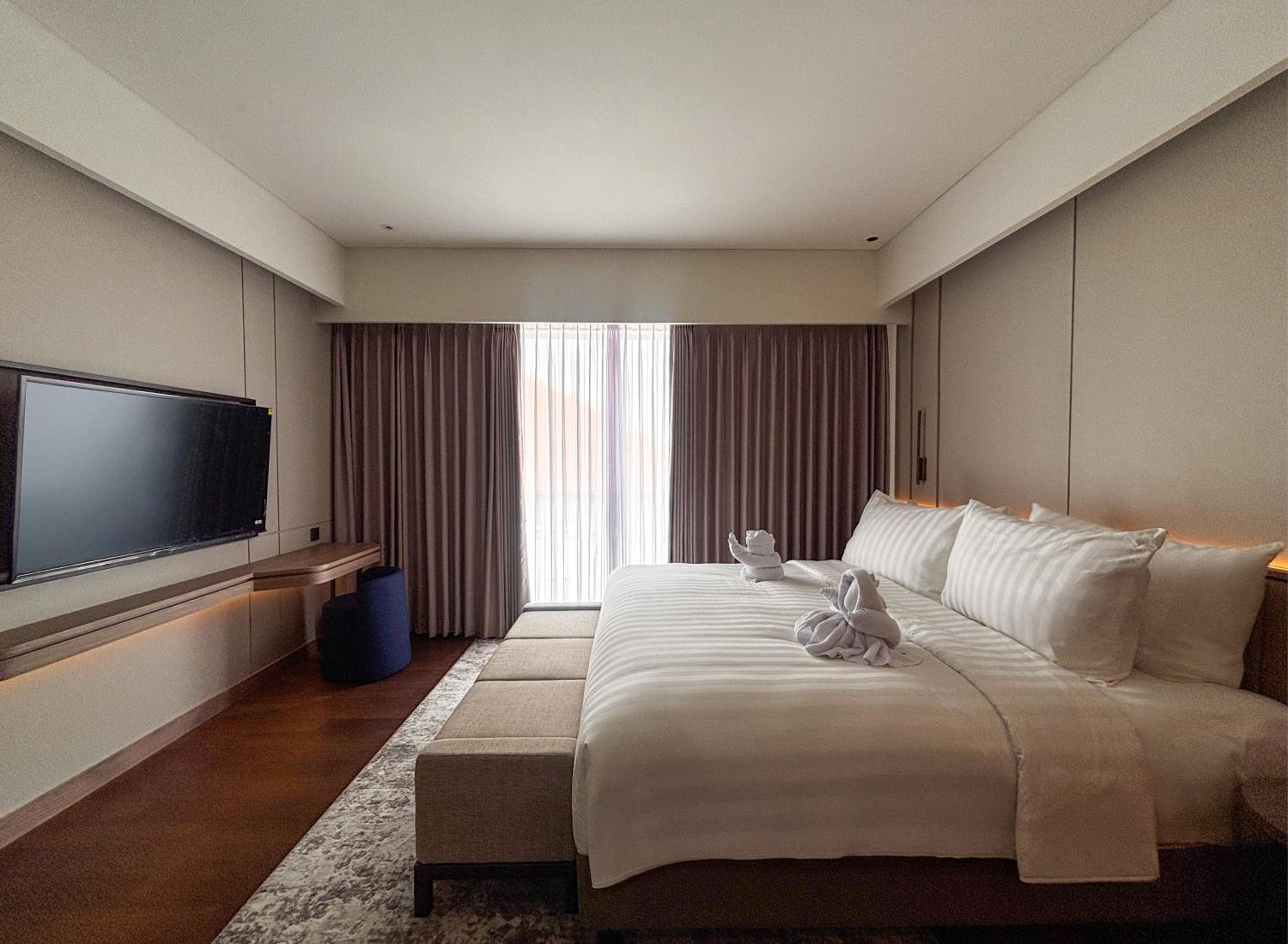 Suite - Photo 3