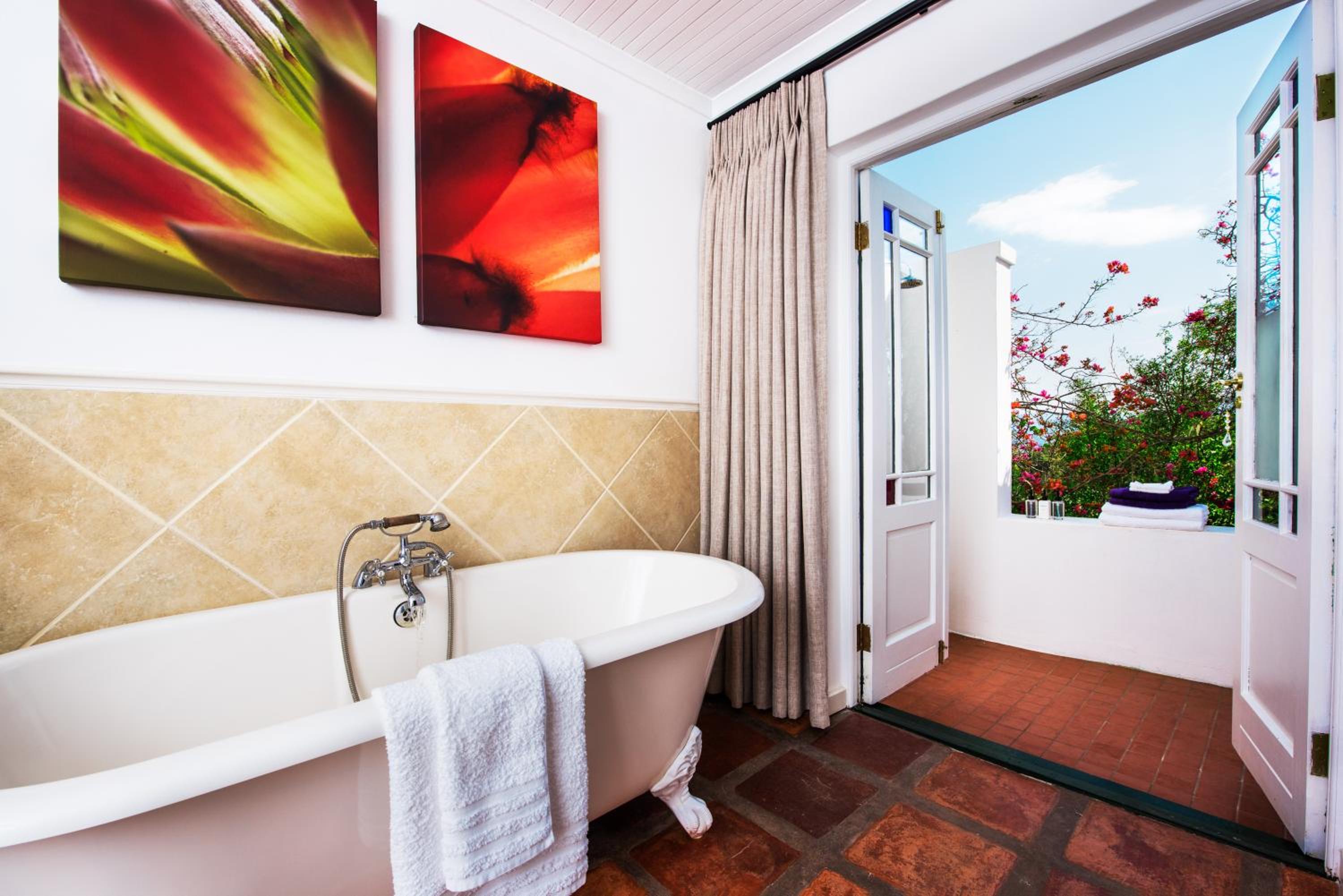 King Suite photo 3