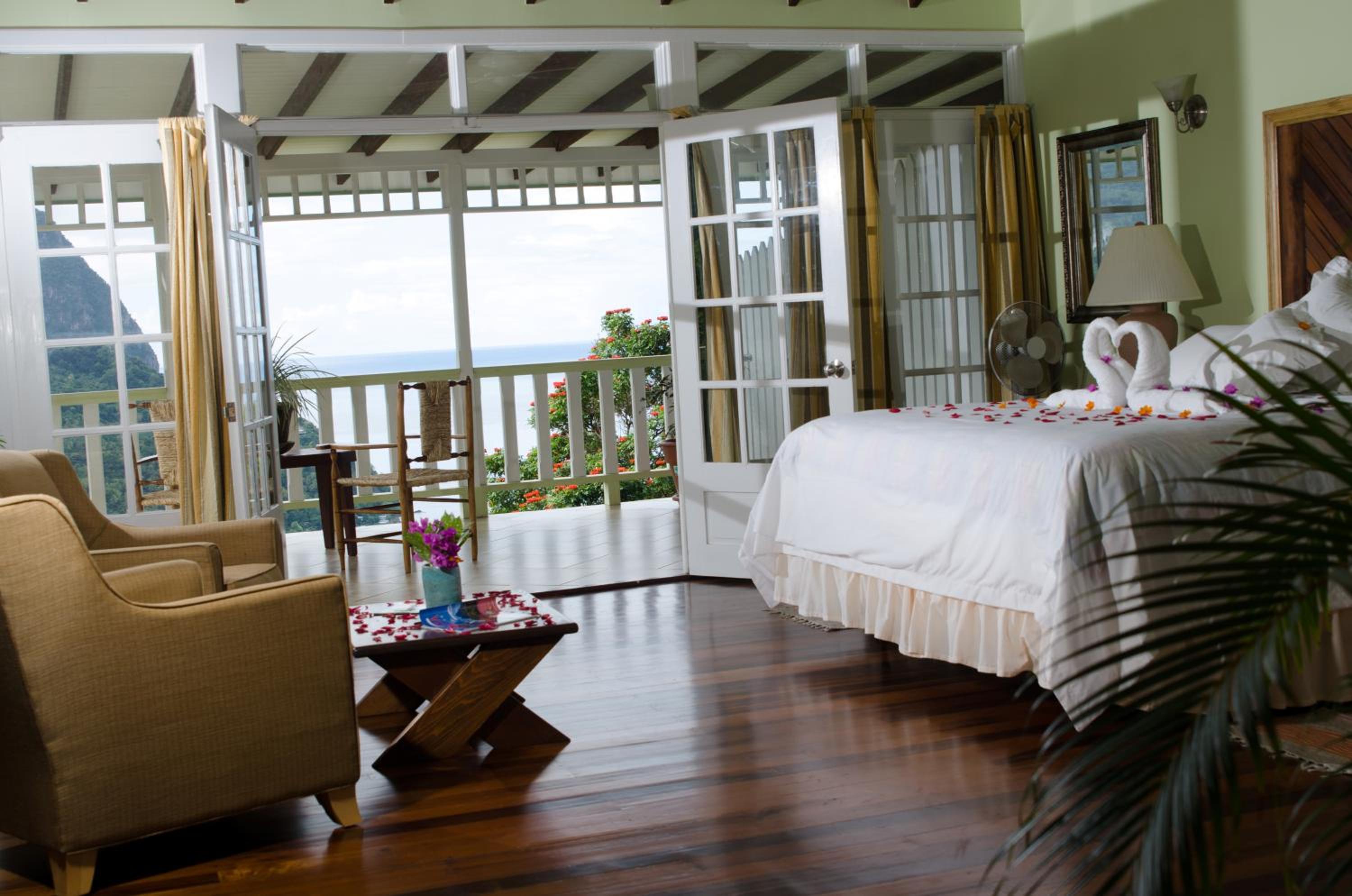 Luxury King Room