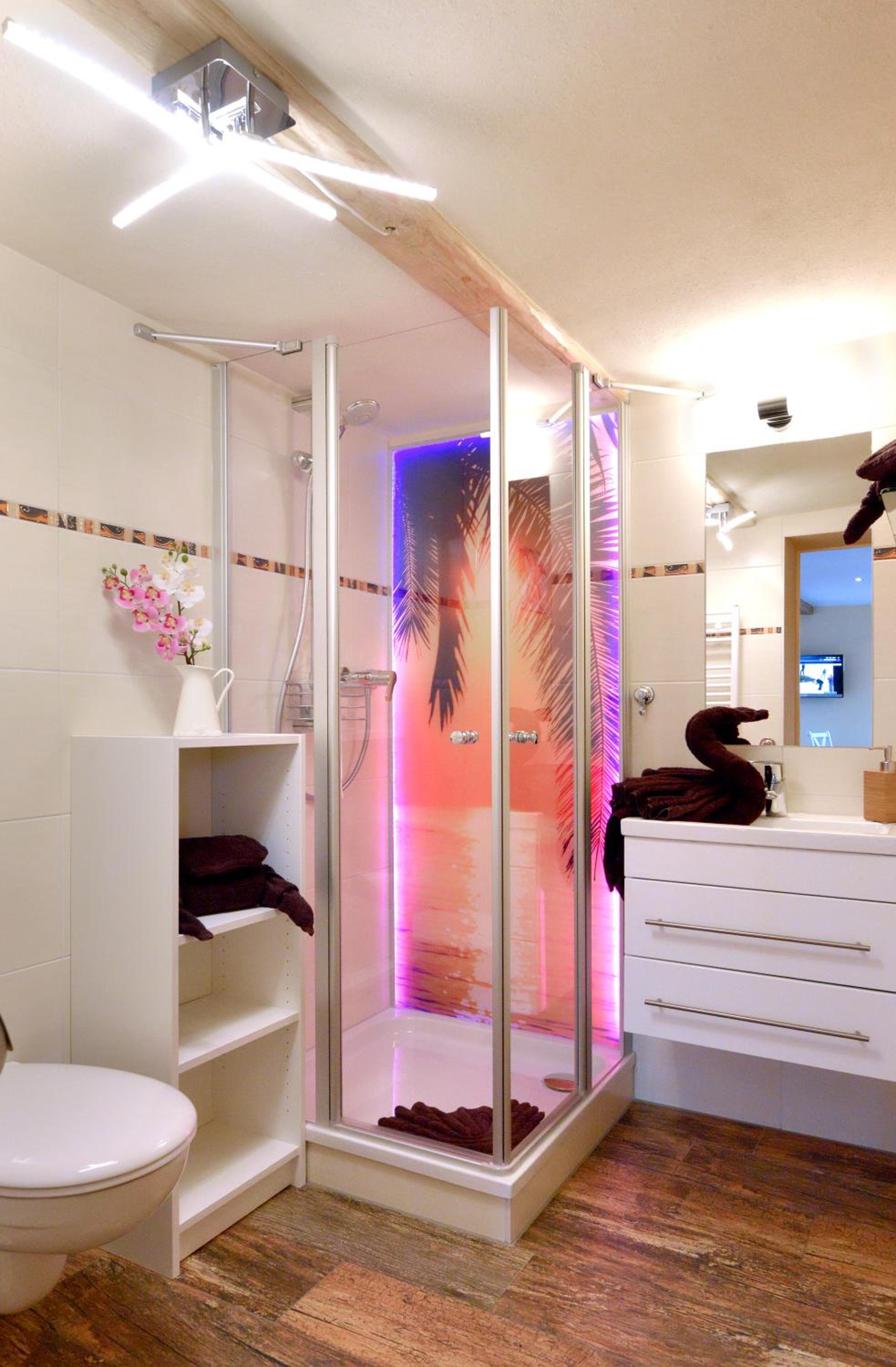 Large Double Room photo 1
