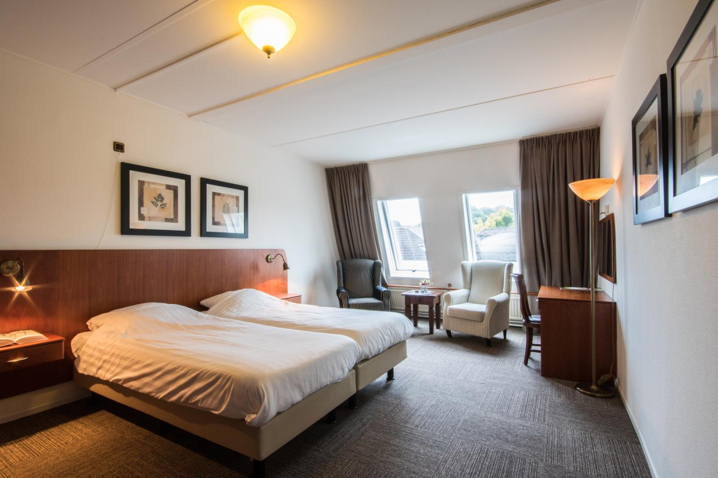 Standard Double Room - Photo 1