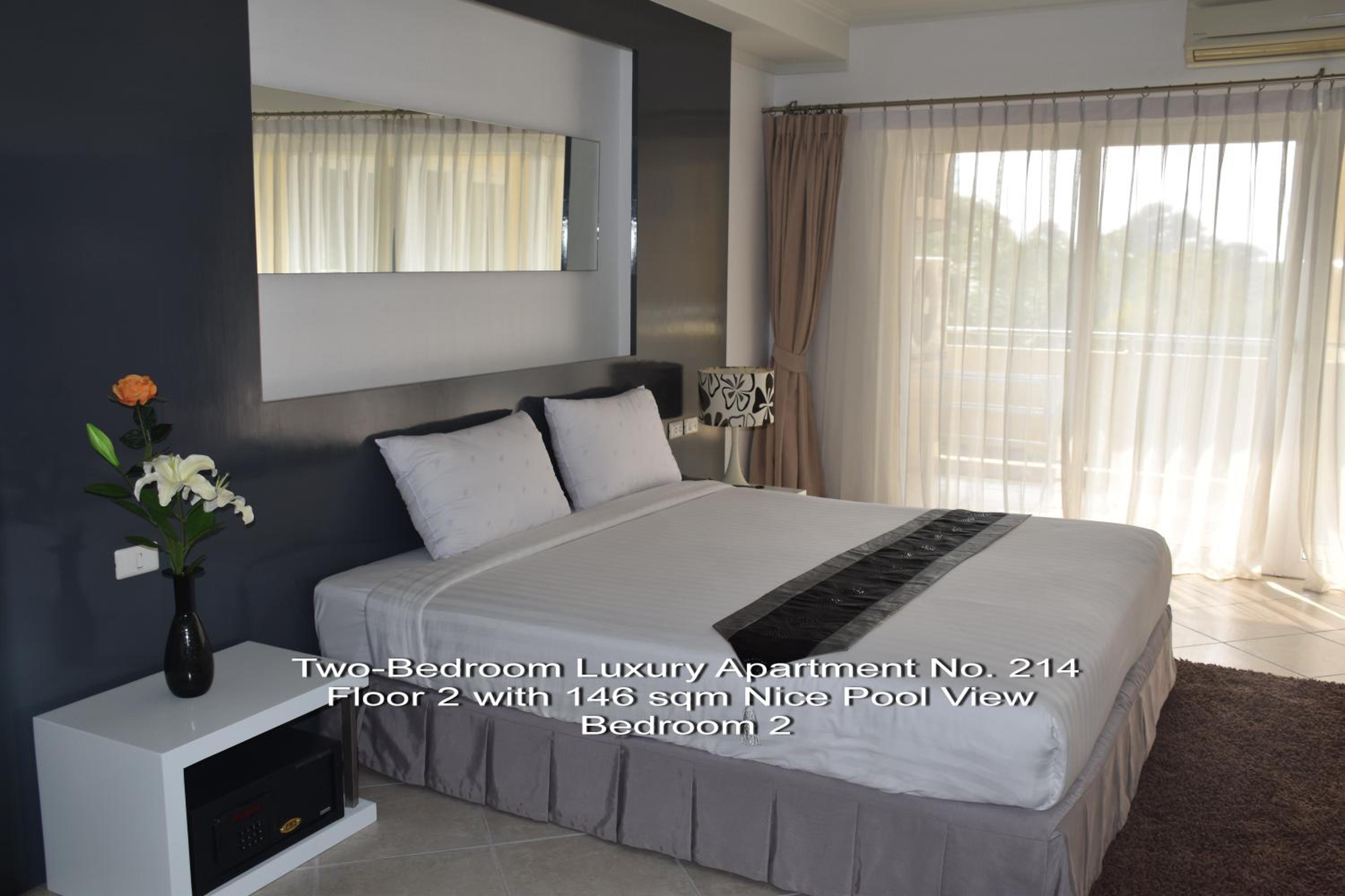 Deluxe Two-Bedroom Apartment with Pool View - 214
