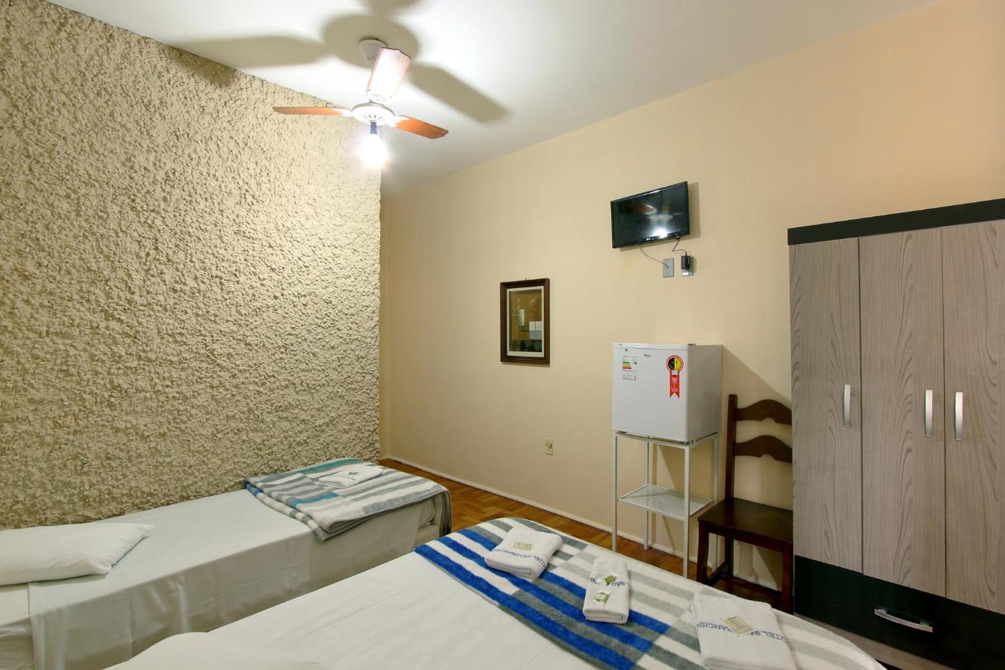 Basic Triple Room