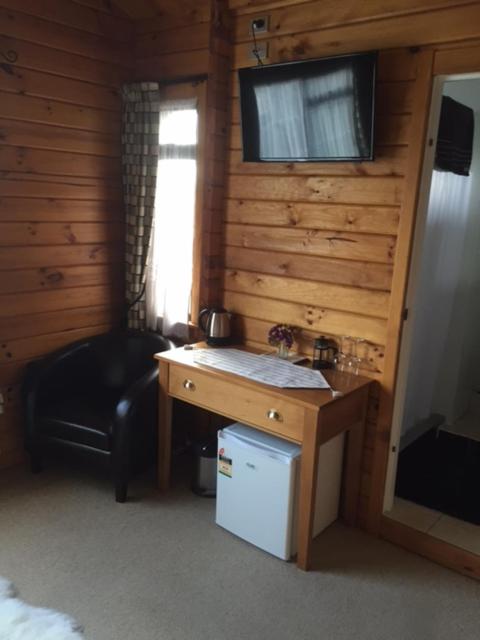 Double or Twin Room with Bathroom photo 2