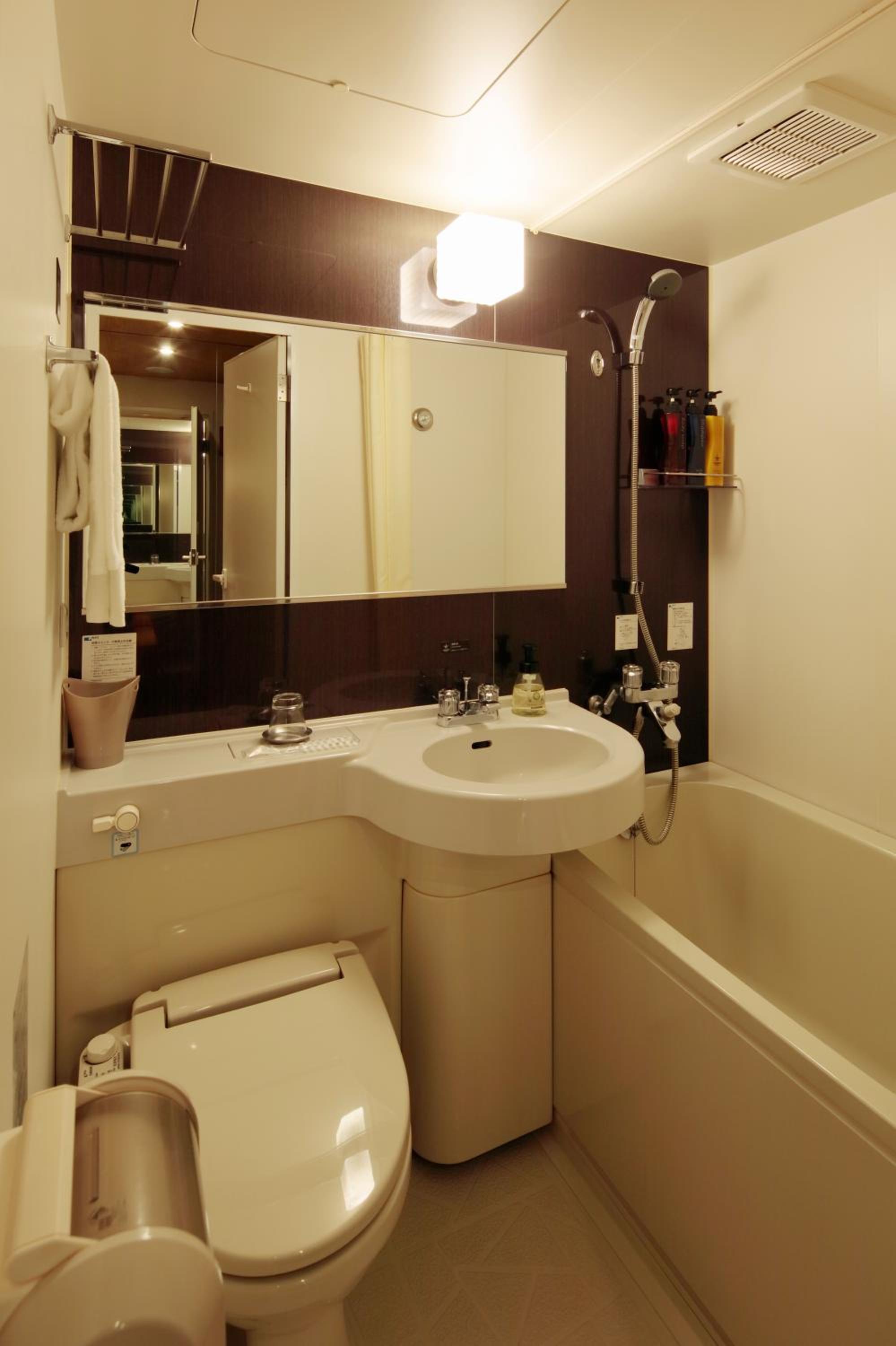 Standard Double Room - Non-Smoking - Photo 3