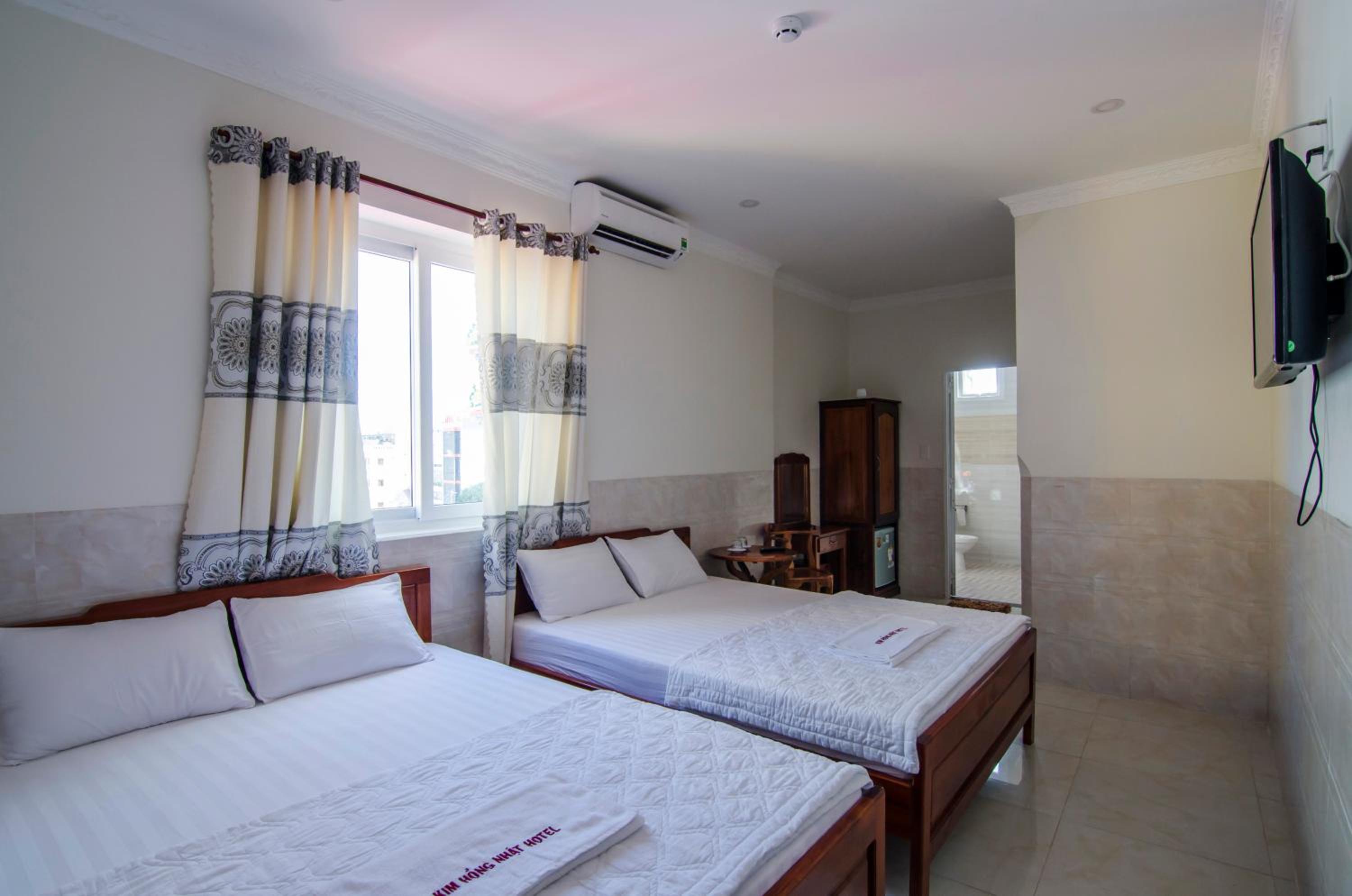Quadruple Room - Photo 1