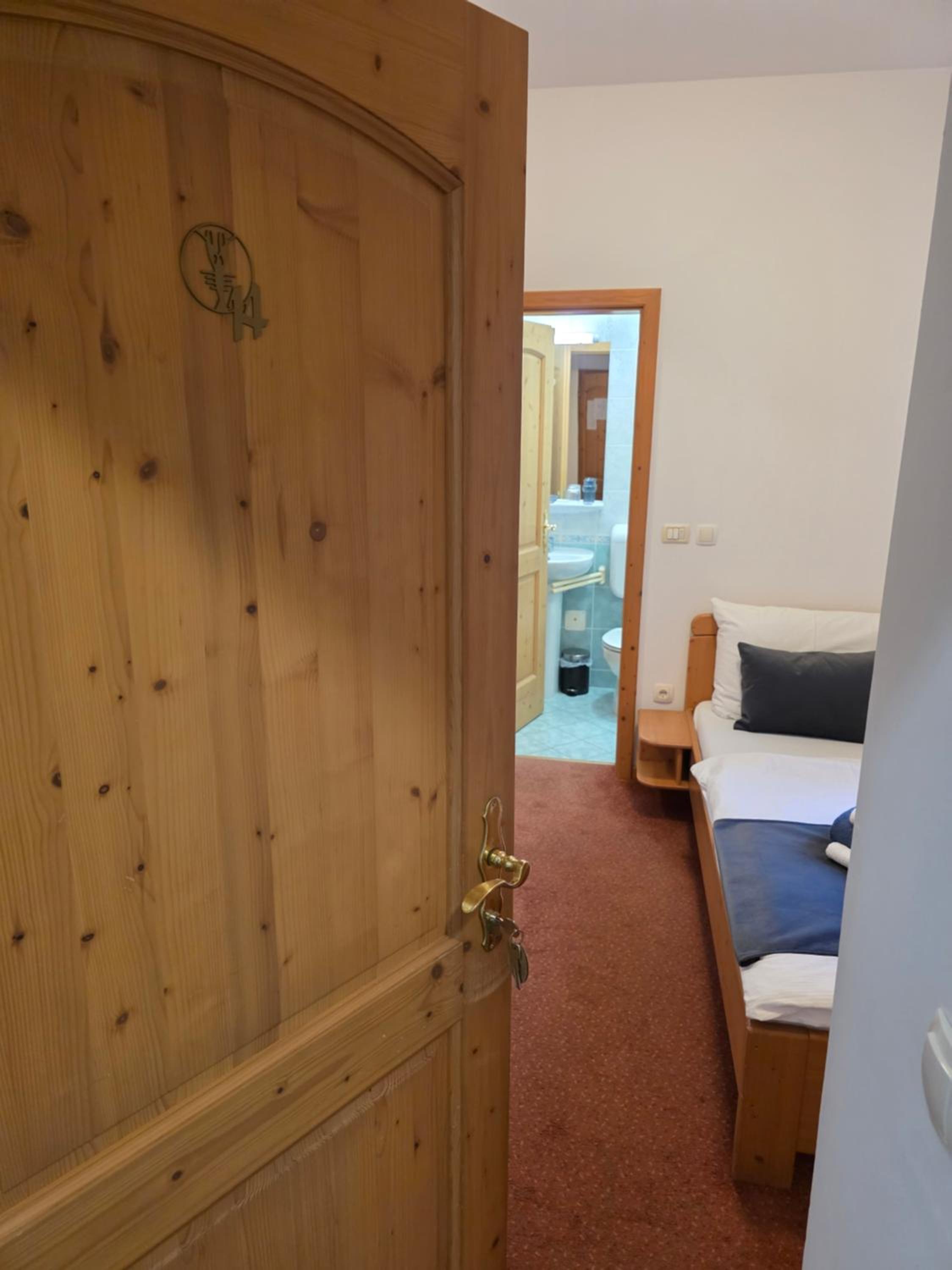 Single Room with Bathroom