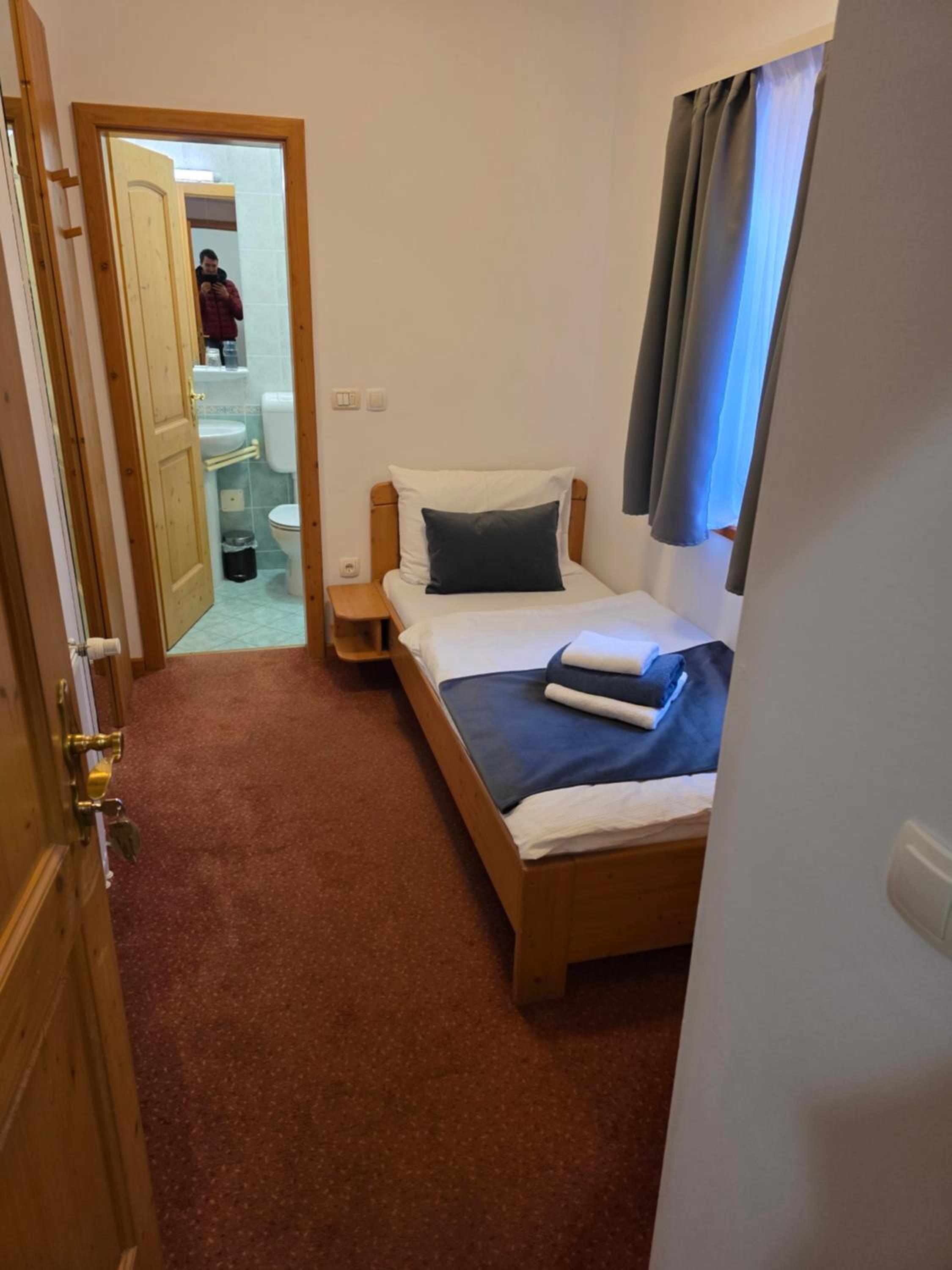 Single Room with Bathroom
