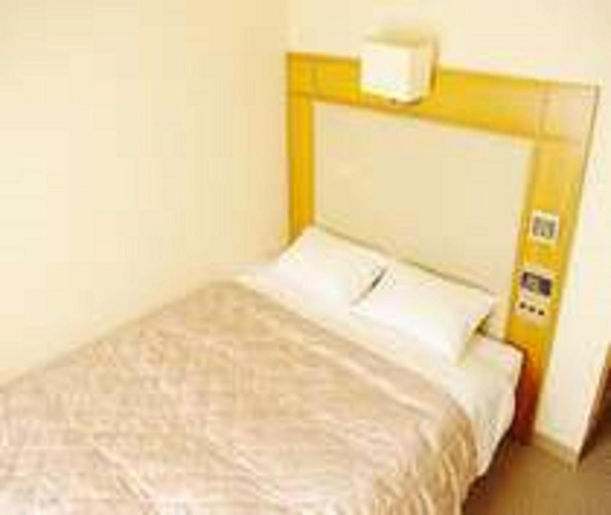 Double Room with Small Double Bed - Smoking