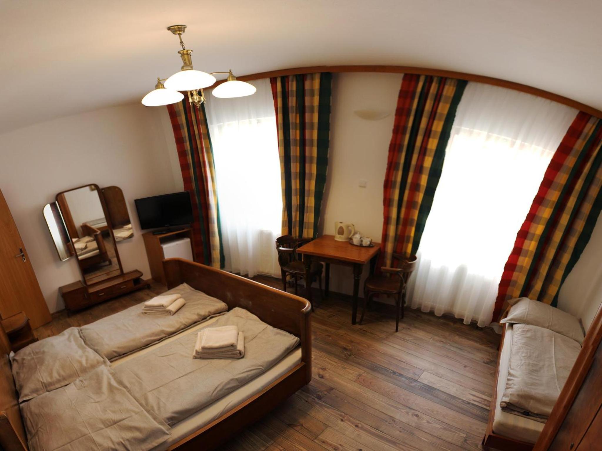 Triple Room - Photo 5