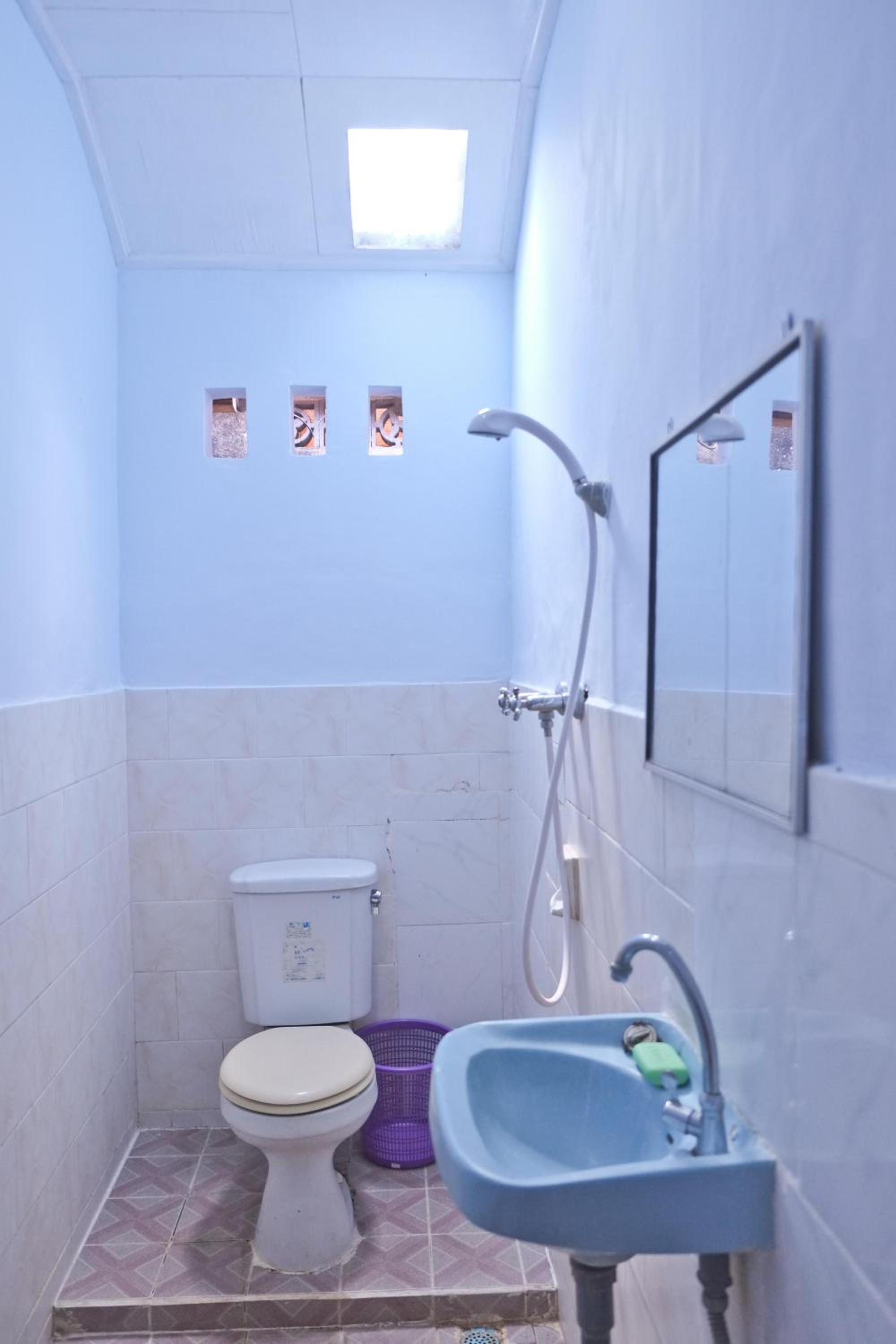 Double or Twin Room - Photo 2