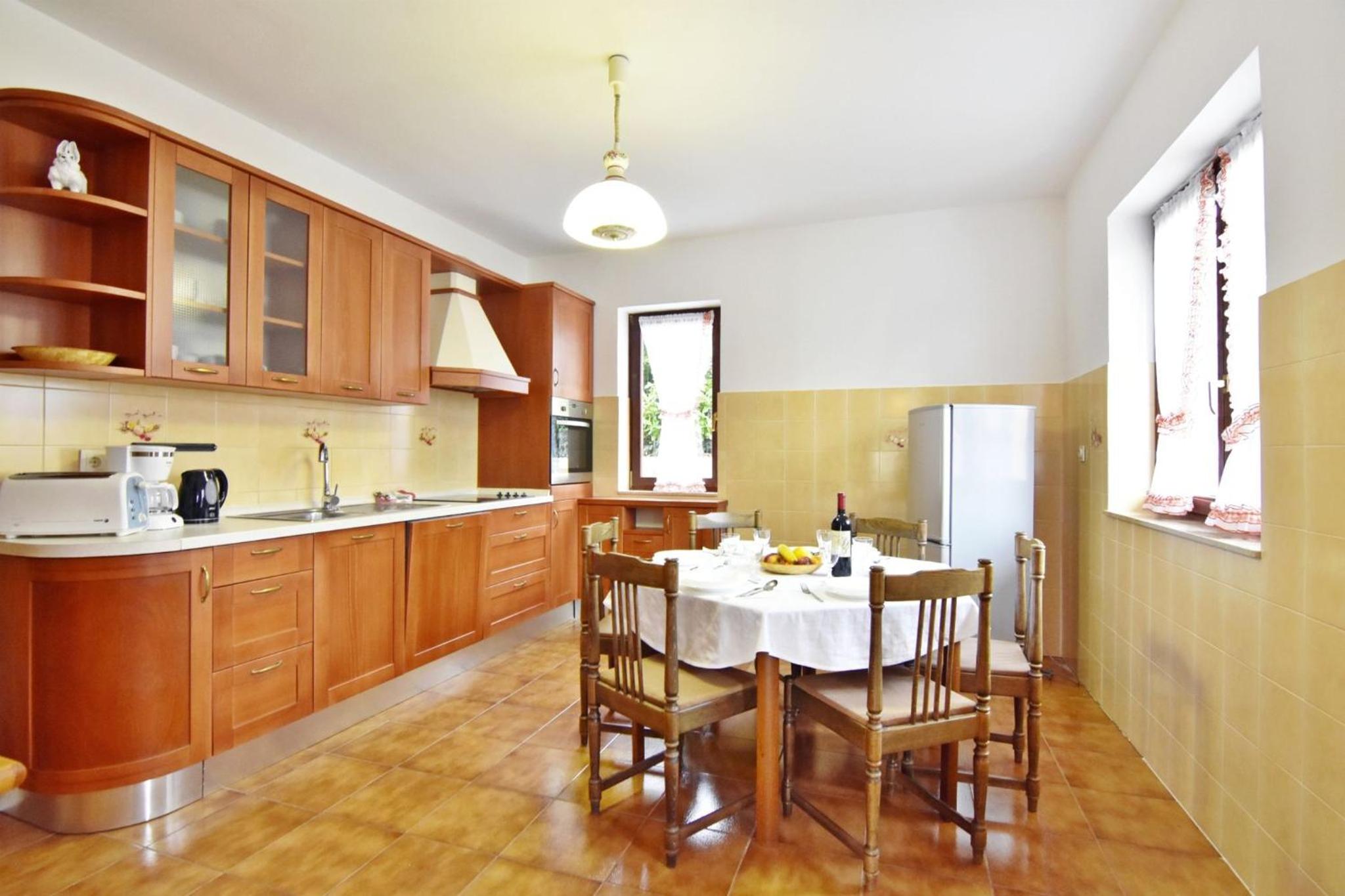 Villa photo 3