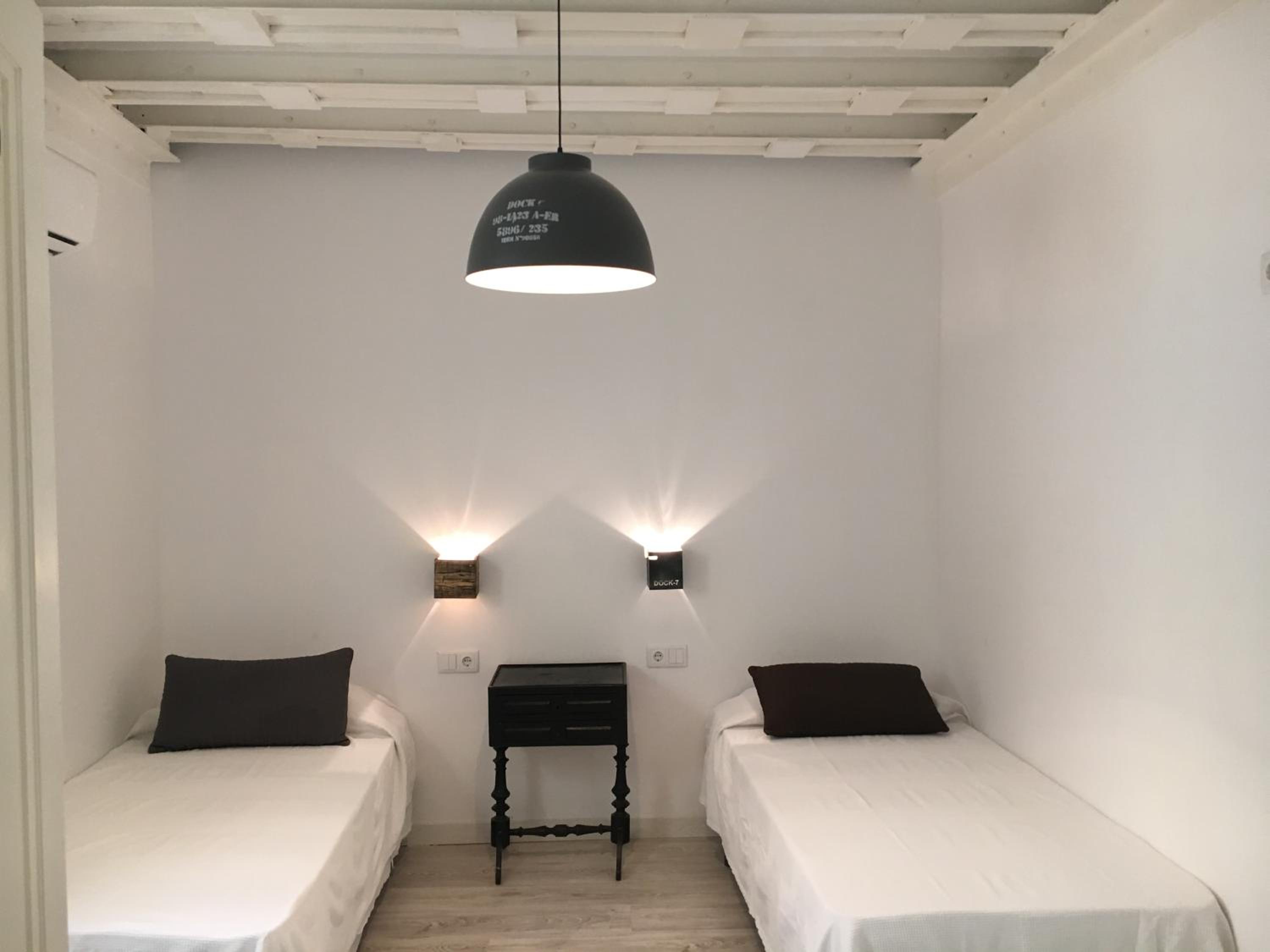 Habitación Doble con Baño Compartido
