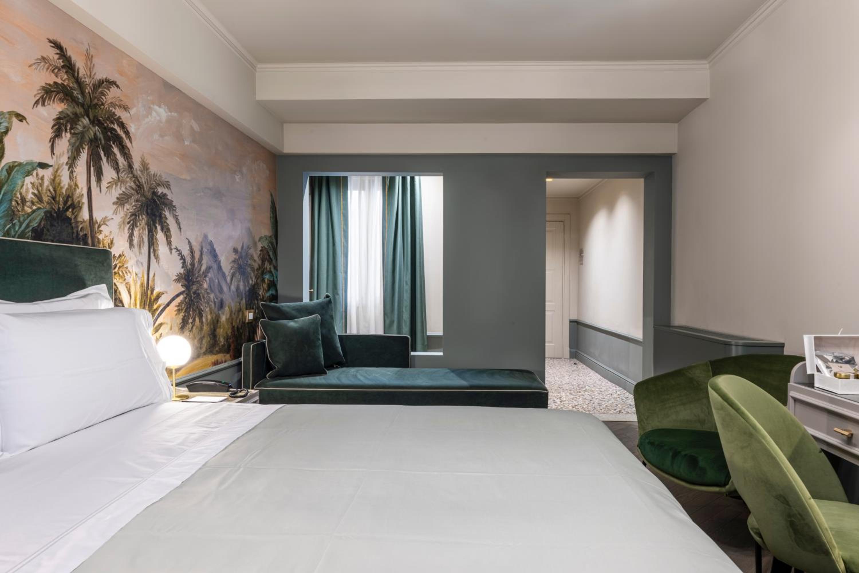Deluxe Triple Room photo 3