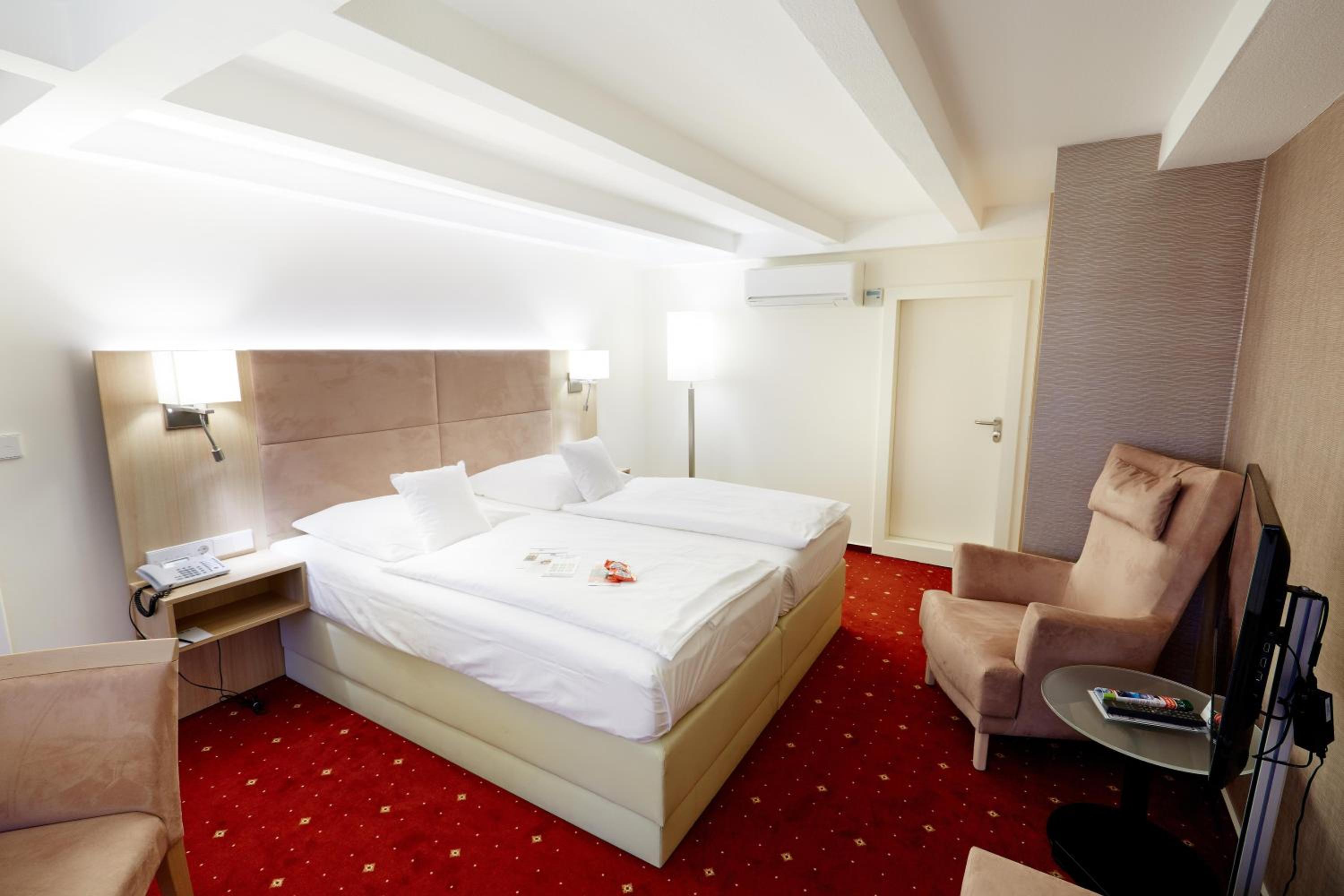 Maisonette Suite with Double Bed - Photo 7